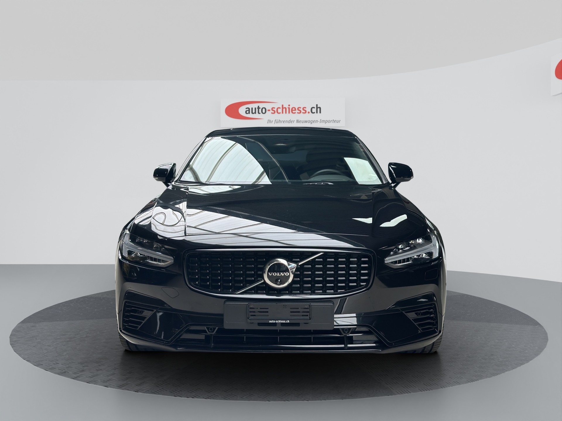 VOLVO S90 T8 AWD Plug in Hybrid Ultimate Dark Geartronic-showroom-element-1