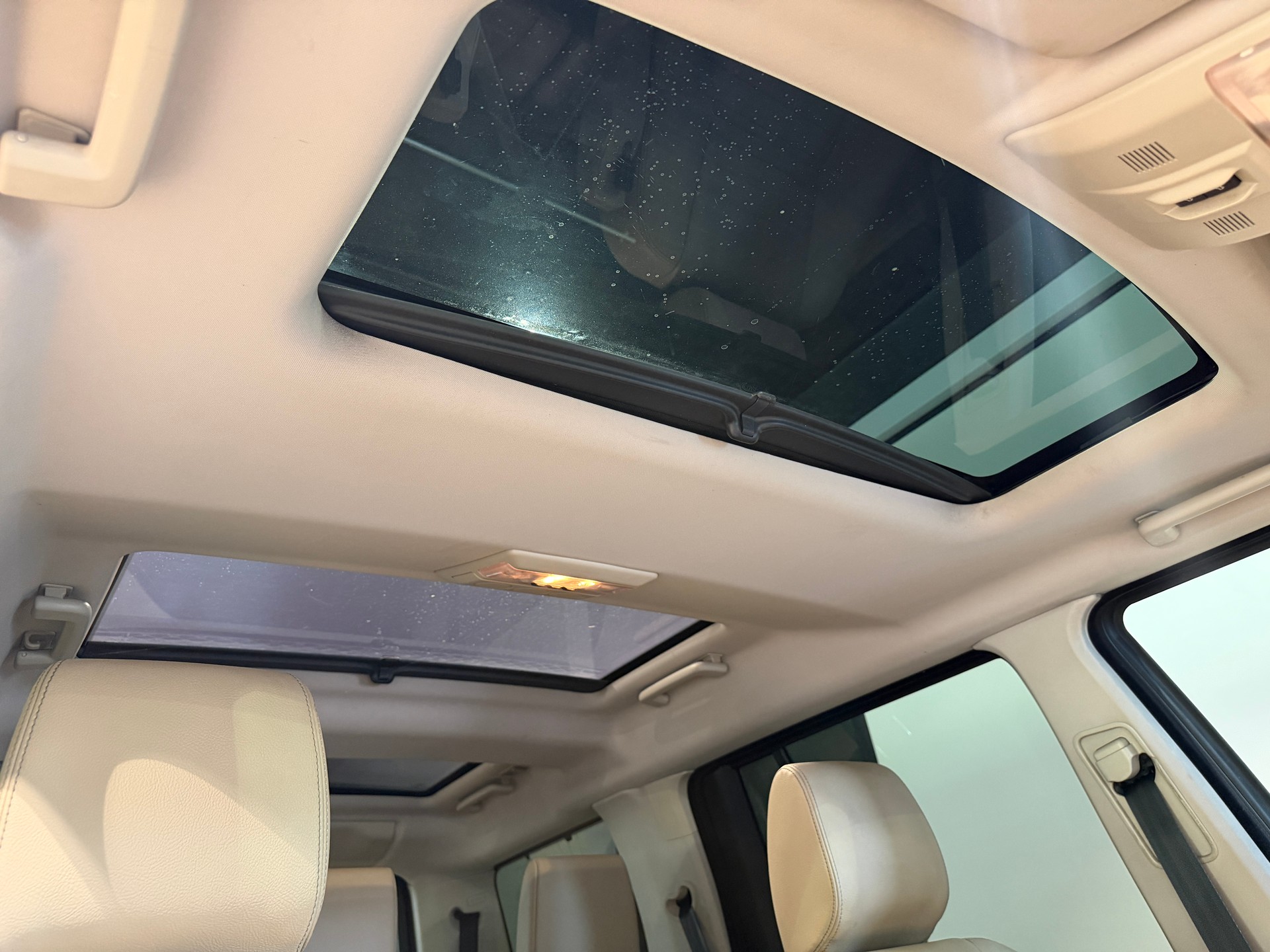 LAND ROVER Discovery 4 3.0 SDV6 HSE Automatic-image-15