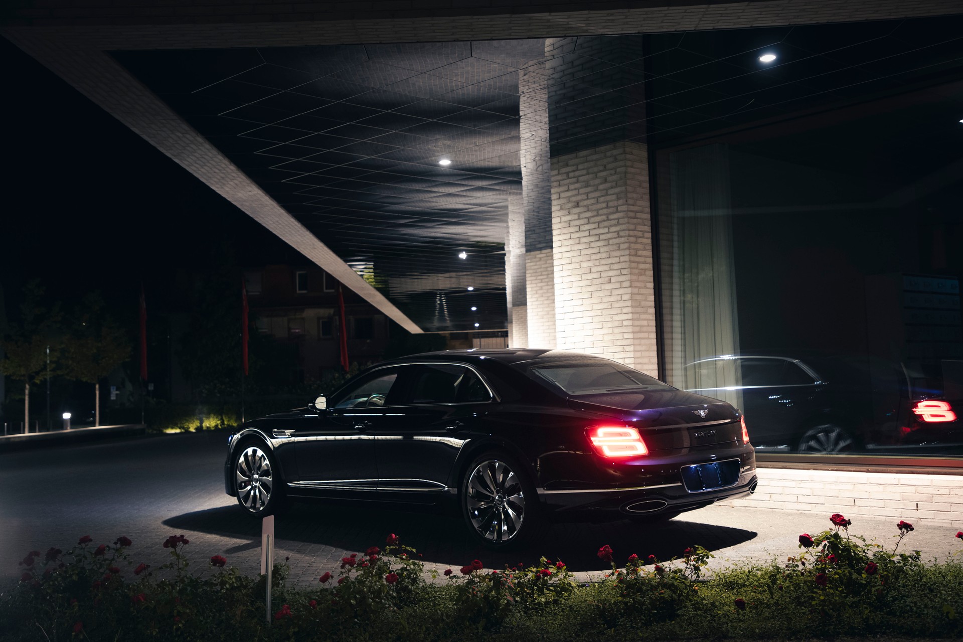 BENTLEY 6.0 W12 Mulliner-image-18