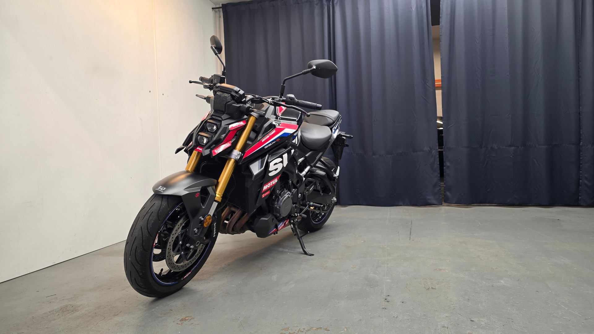 SUZUKI GSX-S 1000-image-5