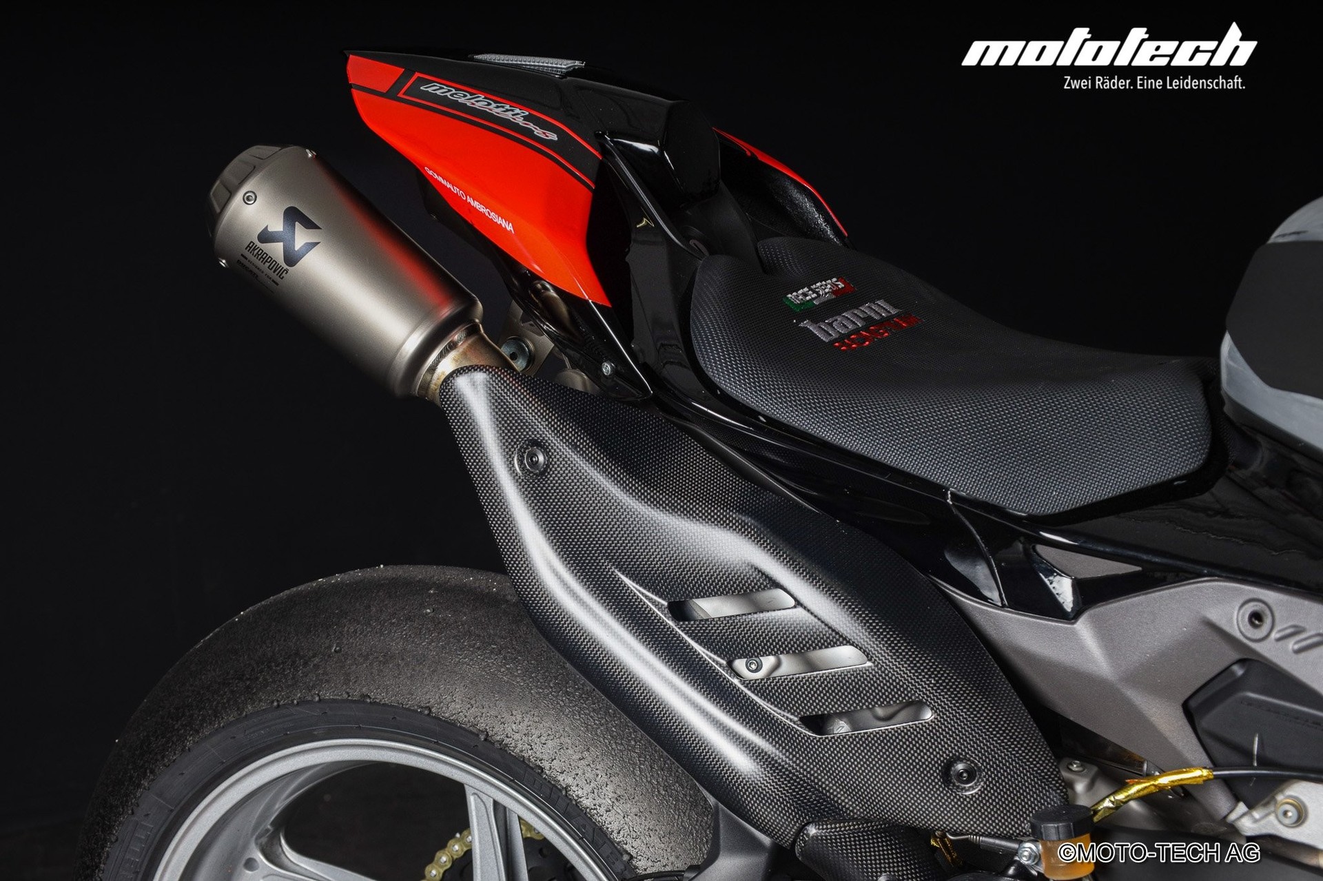 DUCATI Panigale V4 RACEBIKE-image-9