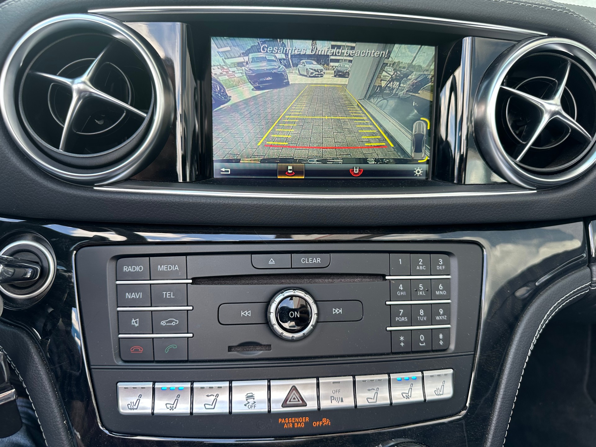 MERCEDES-BENZ SL 400 9G-Tronic-image-18