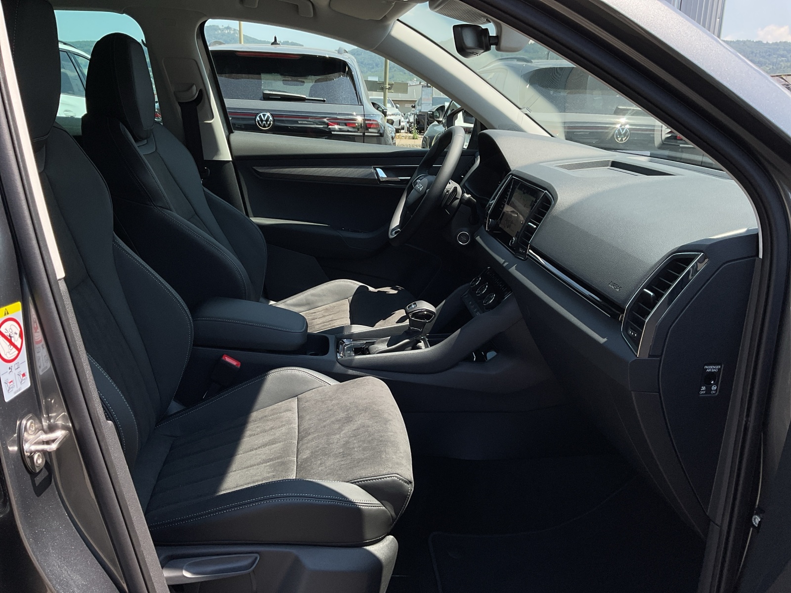 SKODA Karoq 1.5 TSI Dynamic DSG-image-14