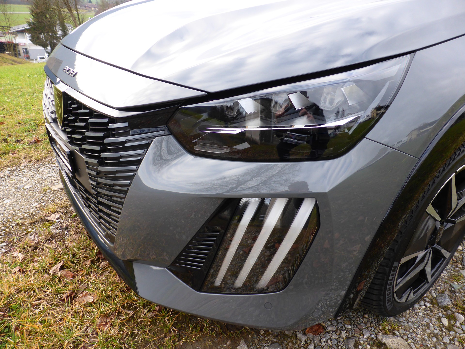 PEUGEOT 208 1.2 MHEV 145 GT-image-7