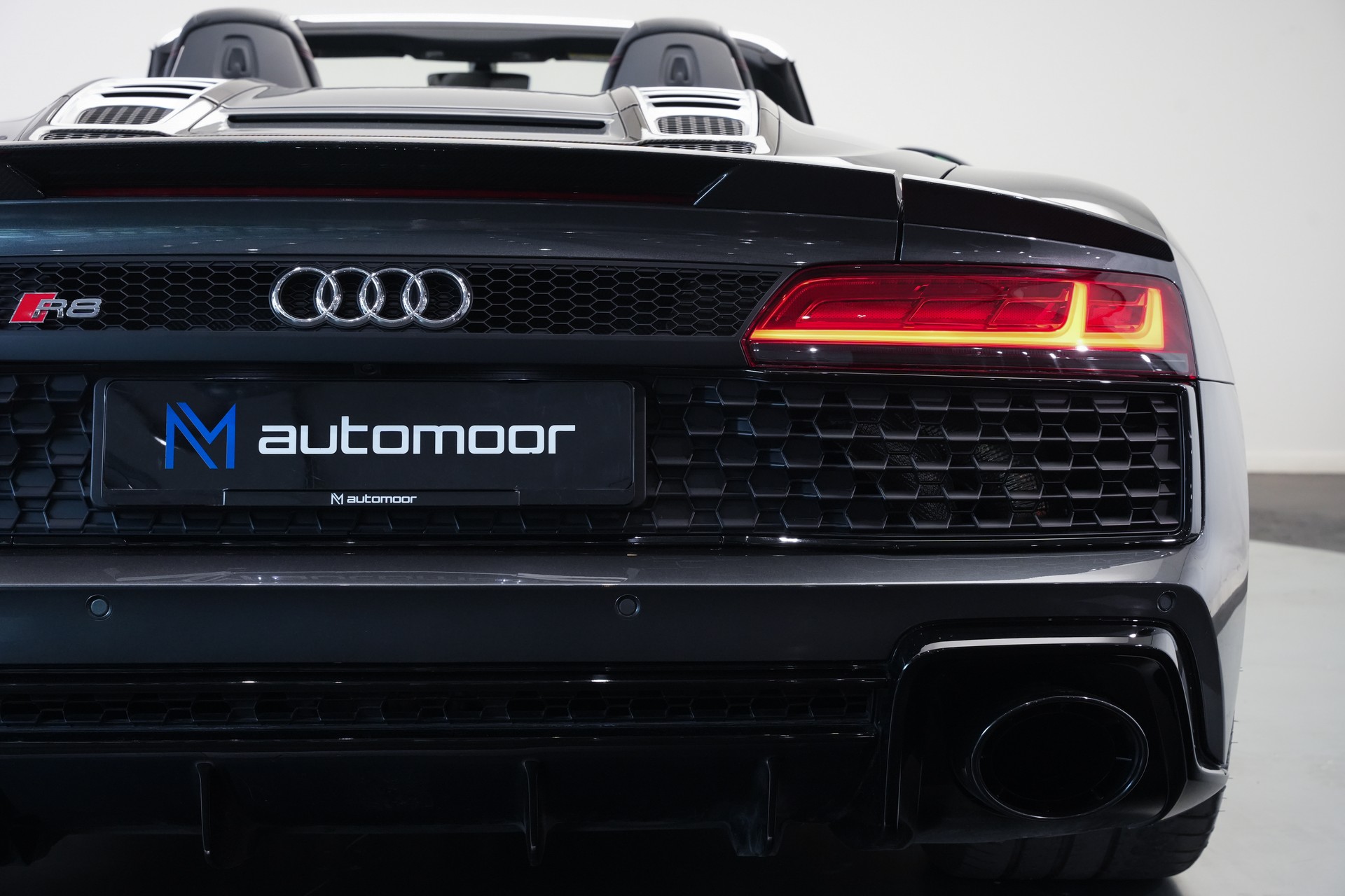 AUDI R8 Spyder performance S-Tronic *Carbon* *B&O*-image-39