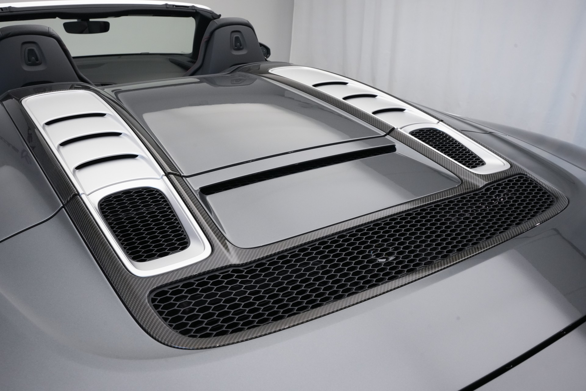 AUDI R8 Spyder performance S-Tronic *Carbon* *B&O*-image-42