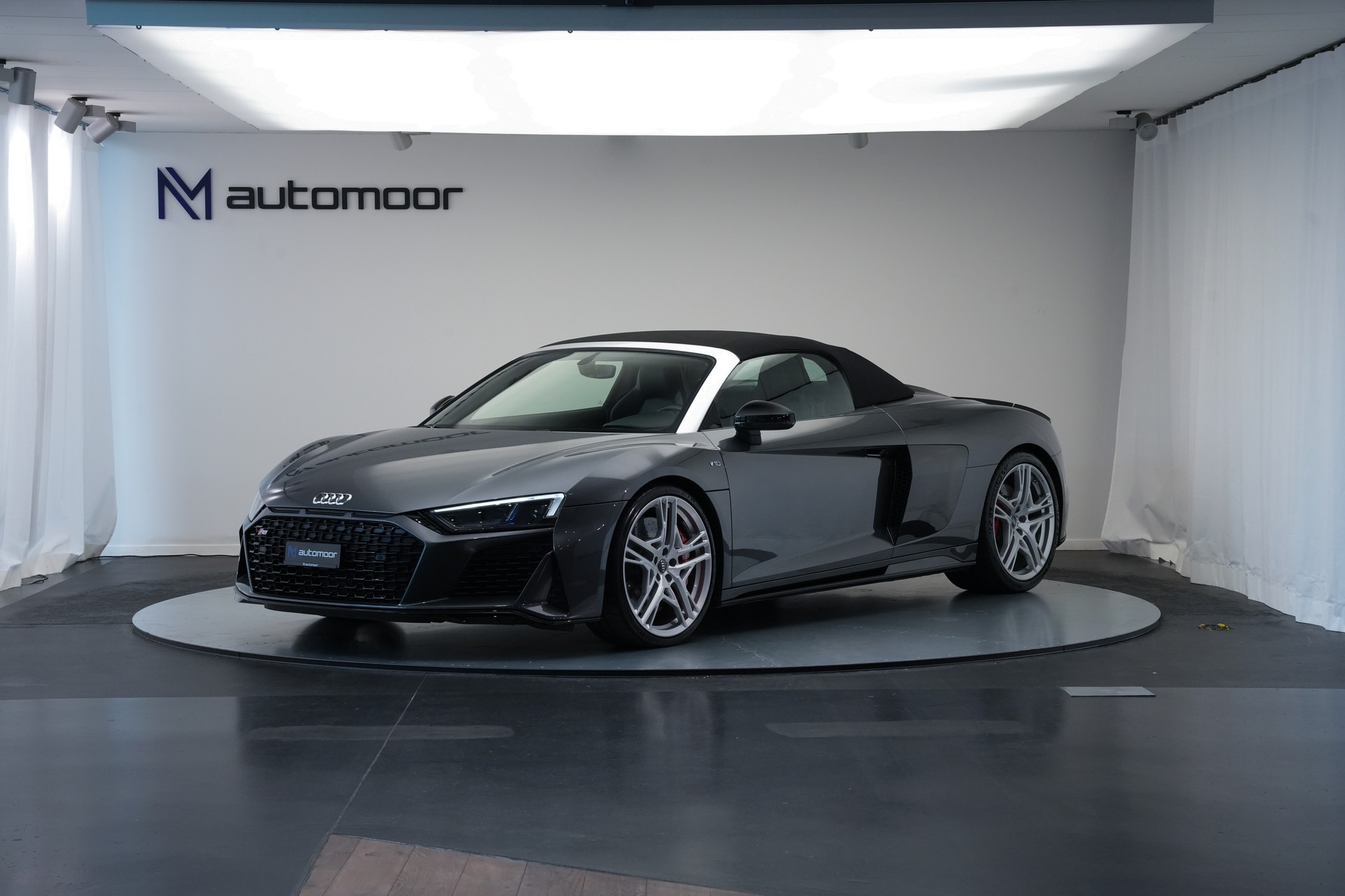 AUDI R8 Spyder performance S-Tronic *Carbon* *B&O*-image-9