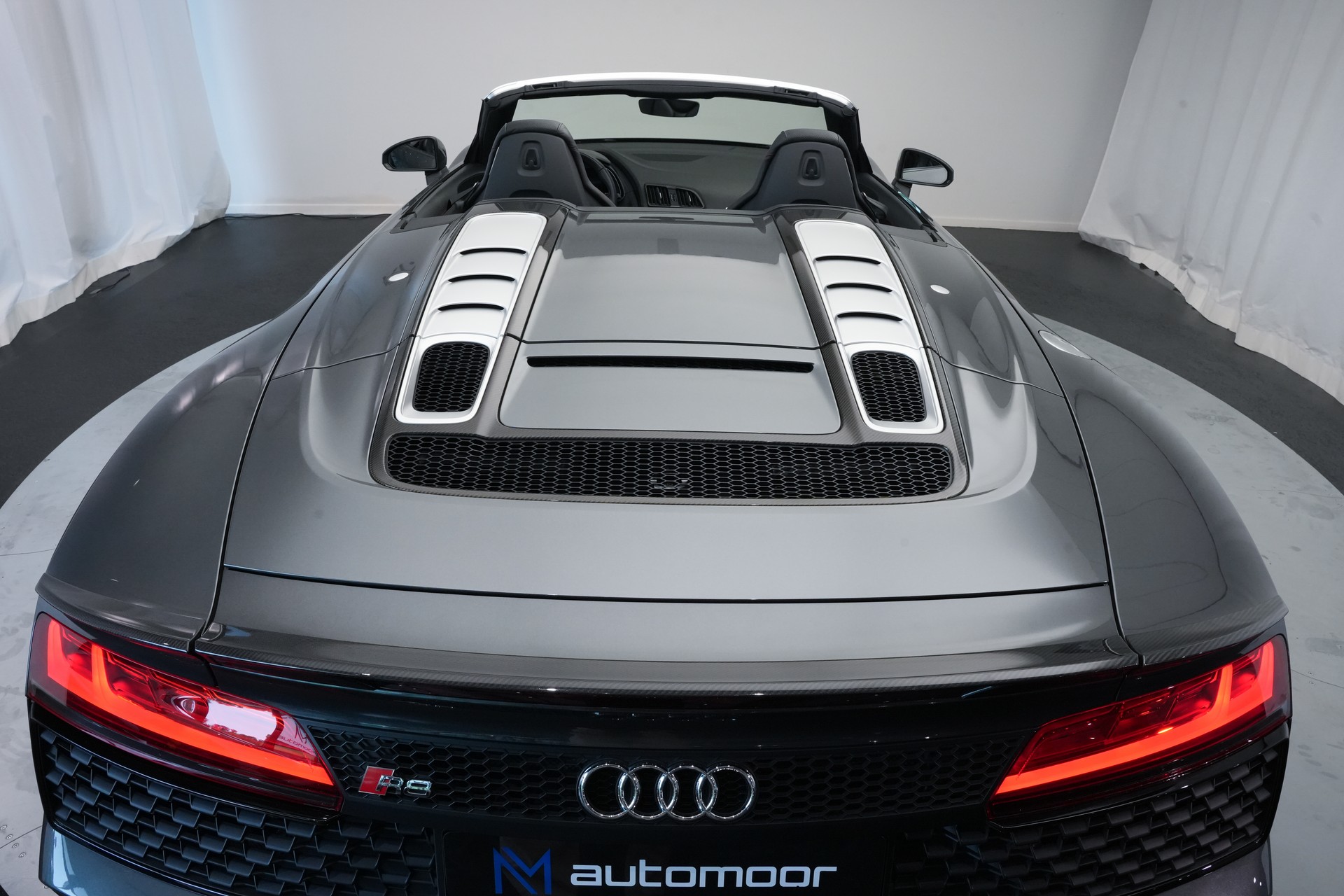 AUDI R8 Spyder performance S-Tronic *Carbon* *B&O*-image-43