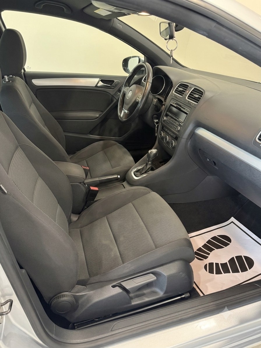 VW Golf Cabrio 1.4 TSI DSG-image-12