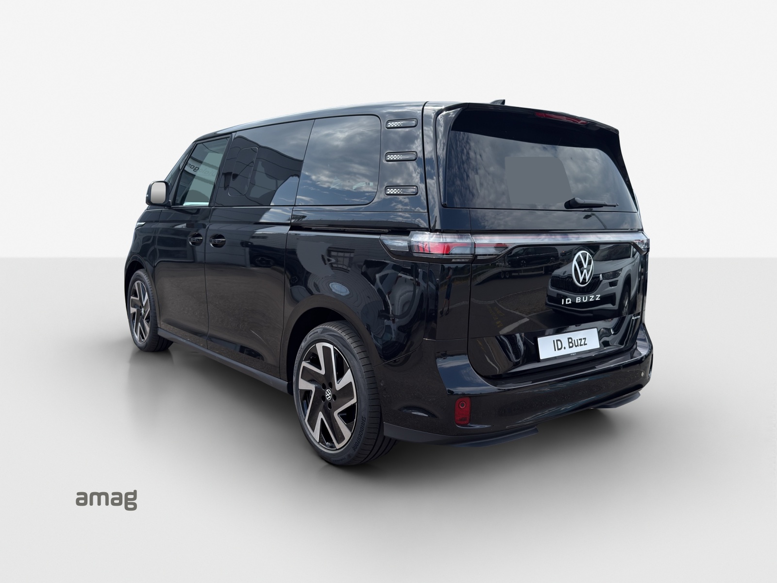 VW ID.Buzz NWB Pro 4 Motion-showroom-element-2