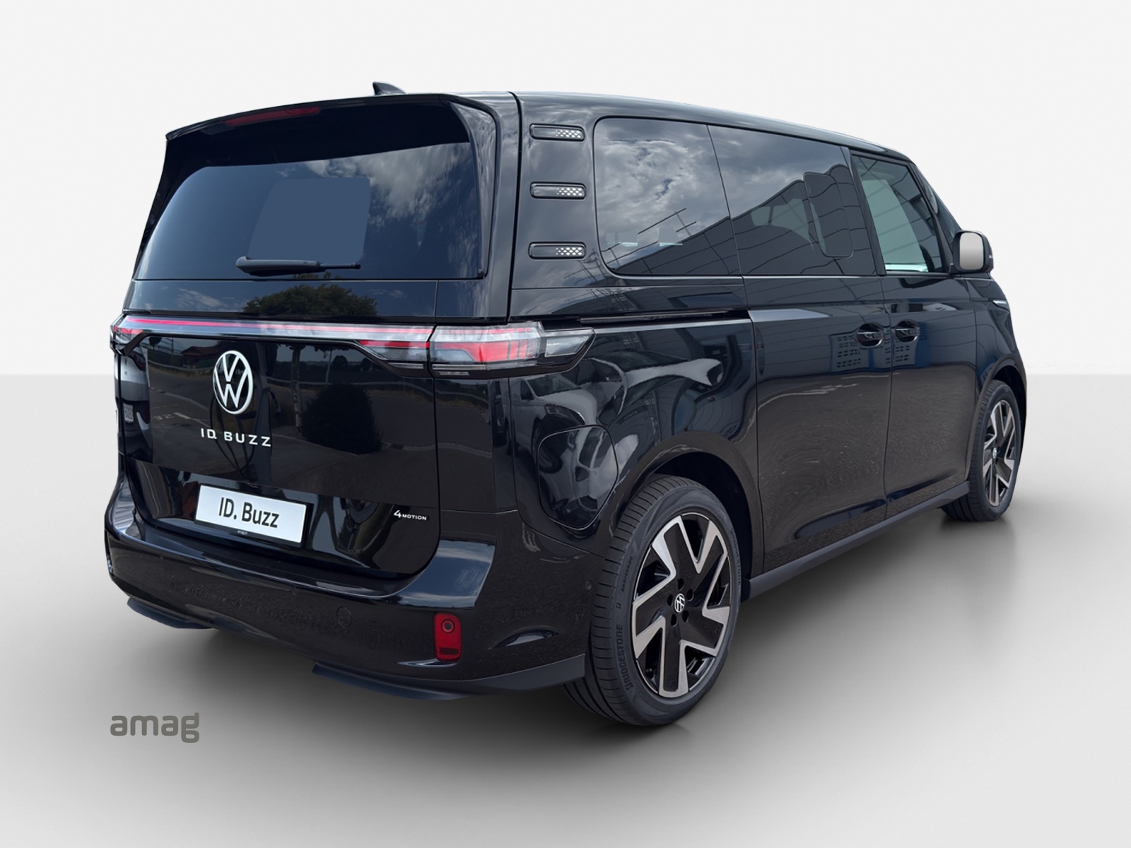 VW ID.Buzz NWB Pro 4 Motion-image-4