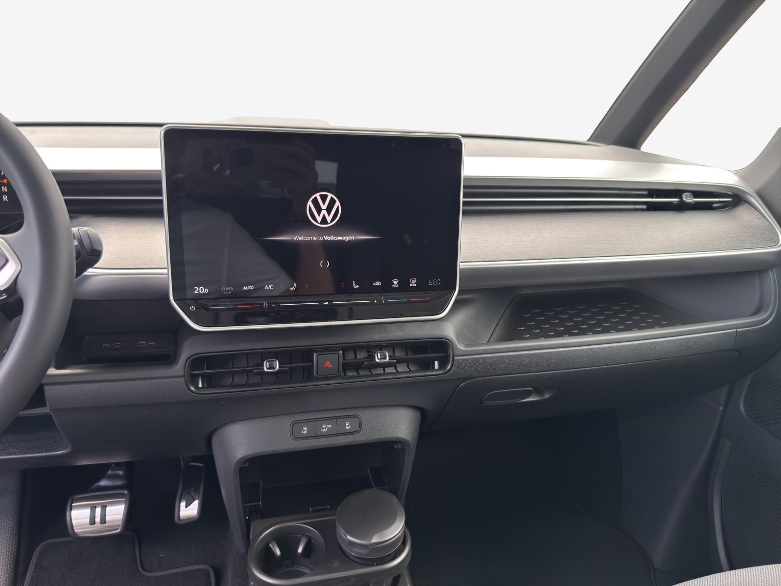 VW ID.Buzz NWB Pro 4 Motion-image-10