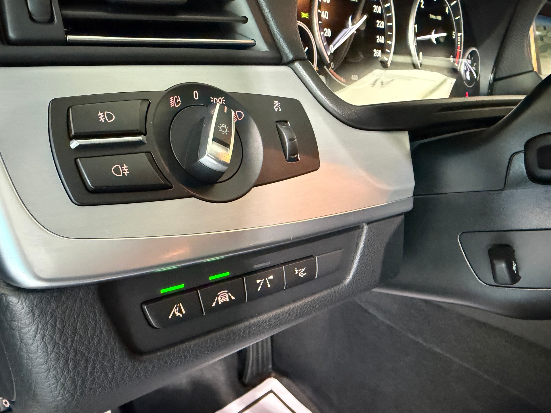 BMW 530d xDrive M Sport Steptronic (CH)-image-17
