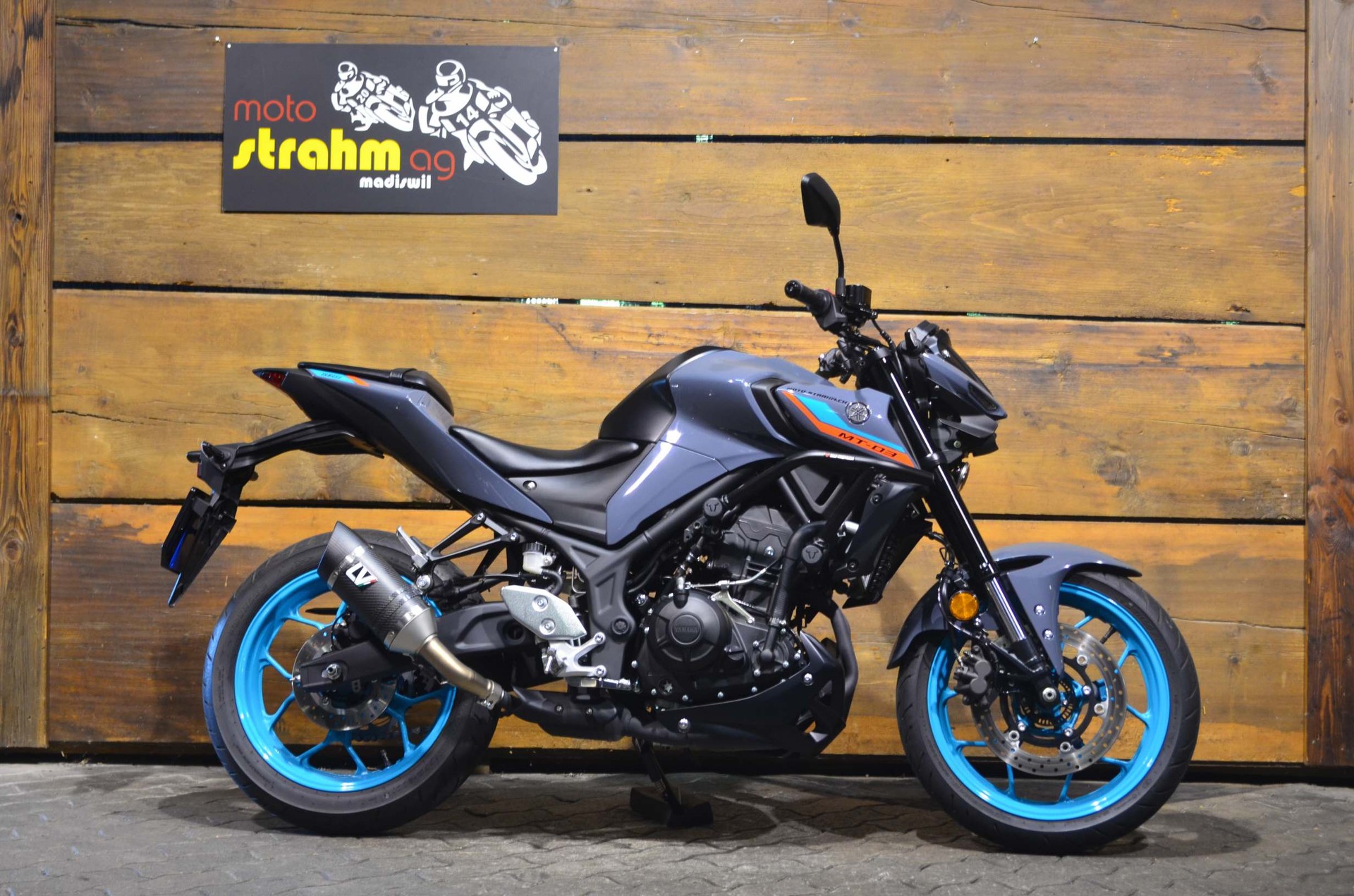 YAMAHA MT-03 ABS-showroom-element-1