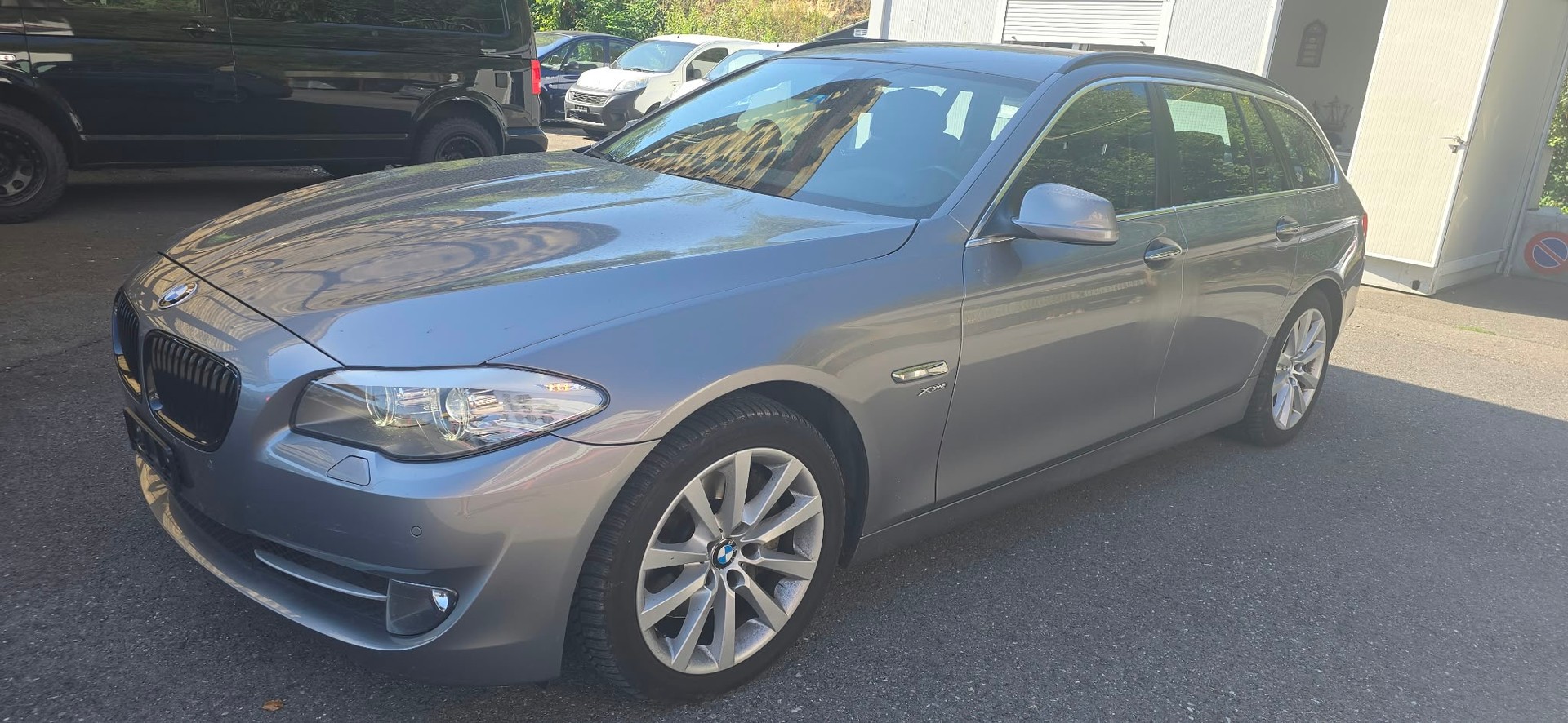 BMW 535d xDrive Touring Steptronic-image-6