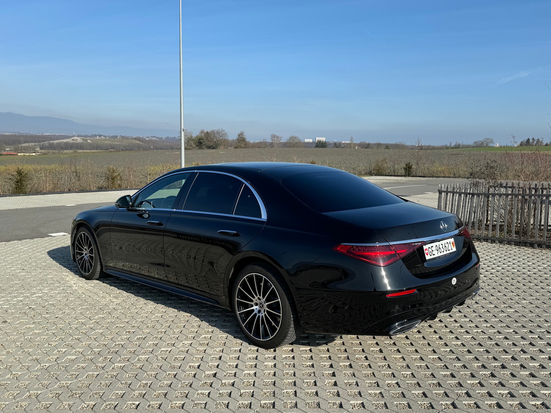 MERCEDES-BENZ S 350 d AMG Line 4matic lang-image-4