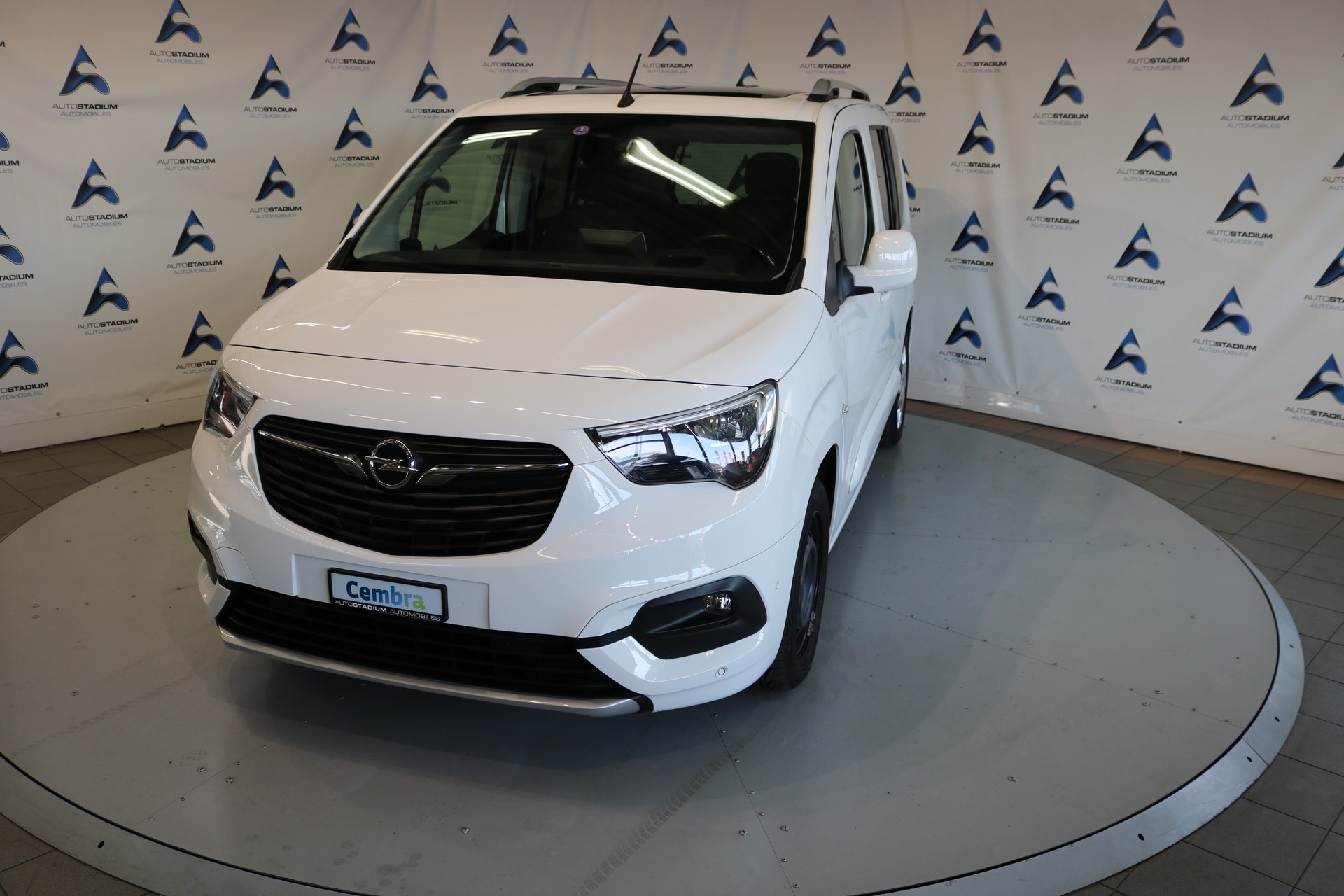 OPEL Combo Life 1.2 Innovation-image-9