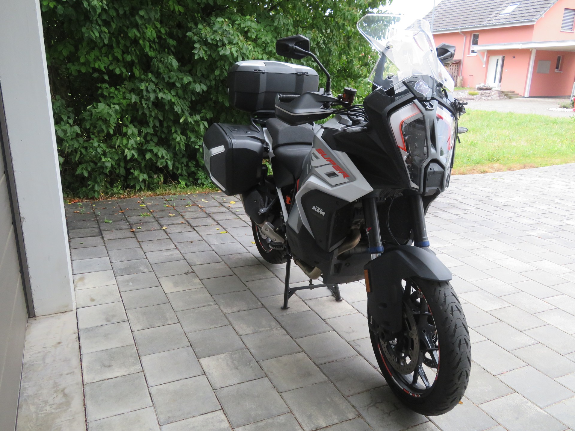 KTM 1290 Super Adventure S-image-2