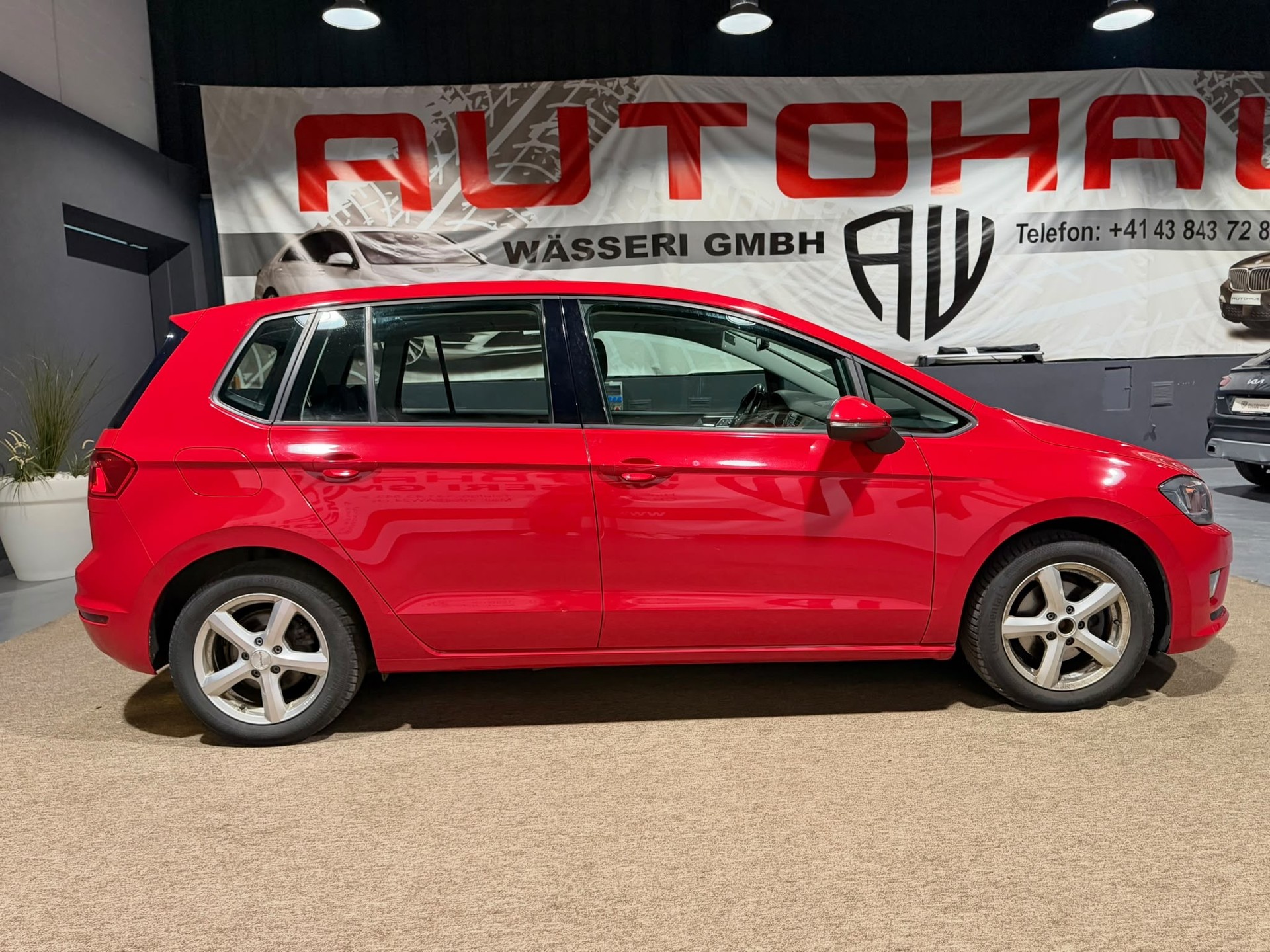 VW Golf Sportsvan 1.4 TSI Comfortline-showroom-element-1