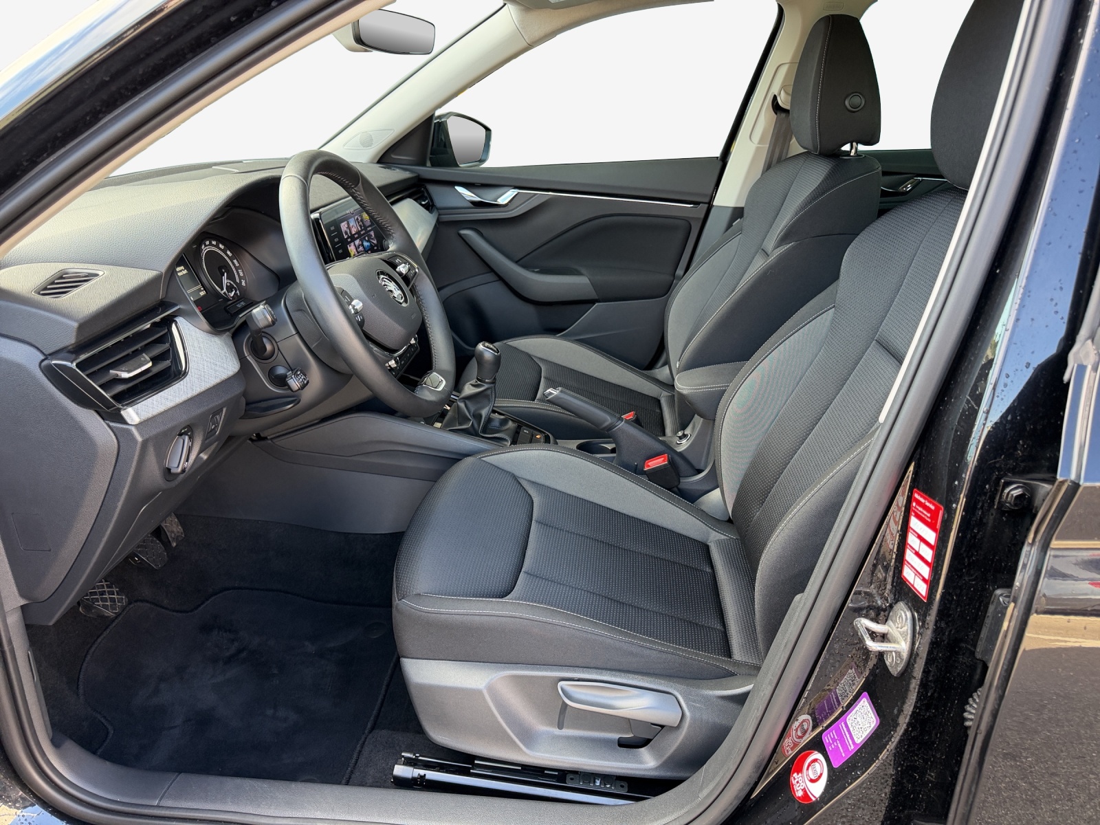 SKODA Kamiq 1.0 TSI Tour-image-7