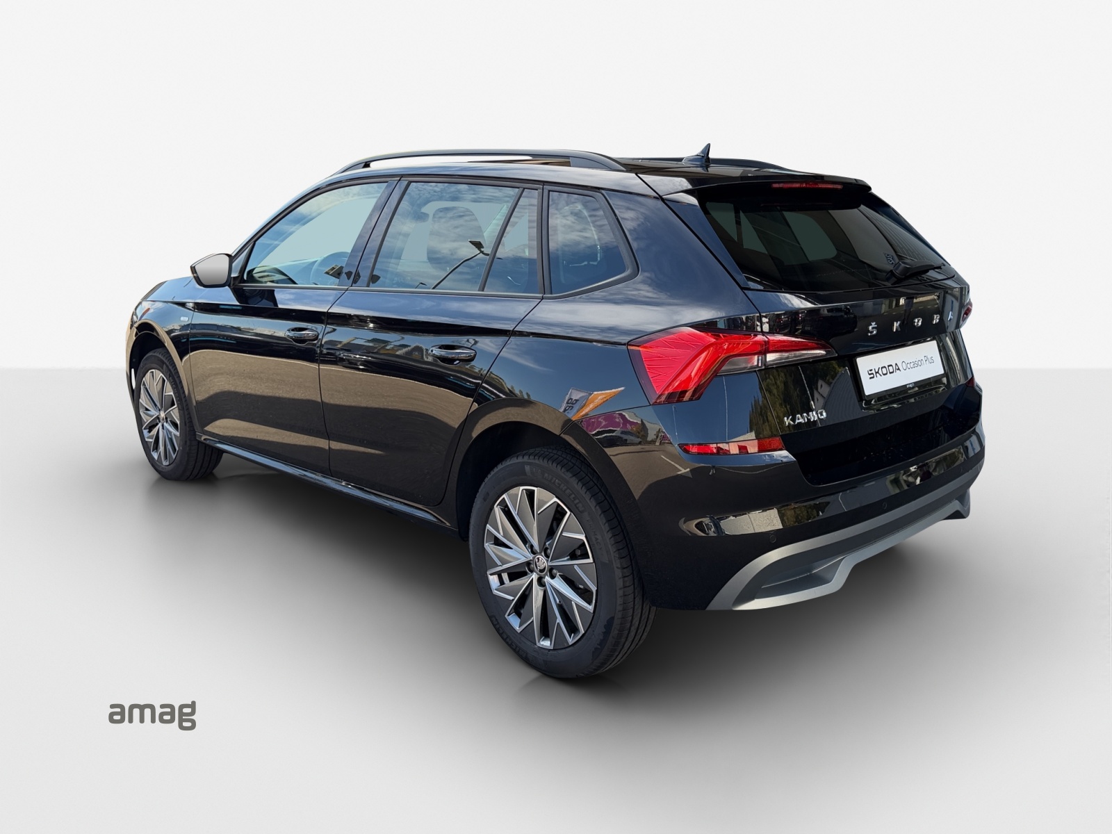 SKODA Kamiq 1.0 TSI Tour-image-2