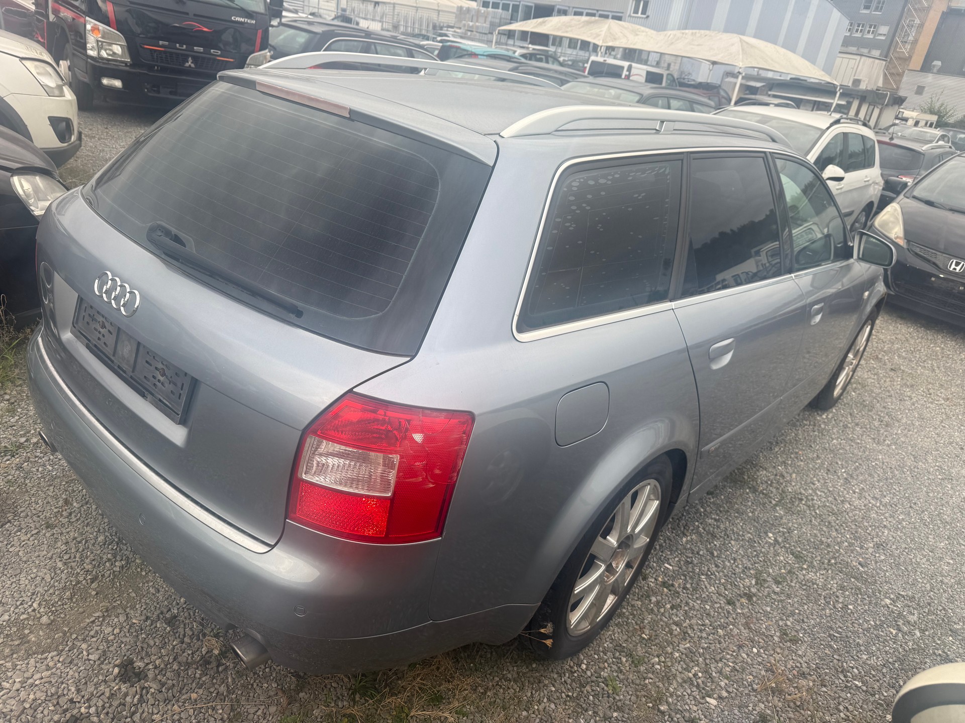 AUDI A4 Avant 1.8 T quattro-image-2