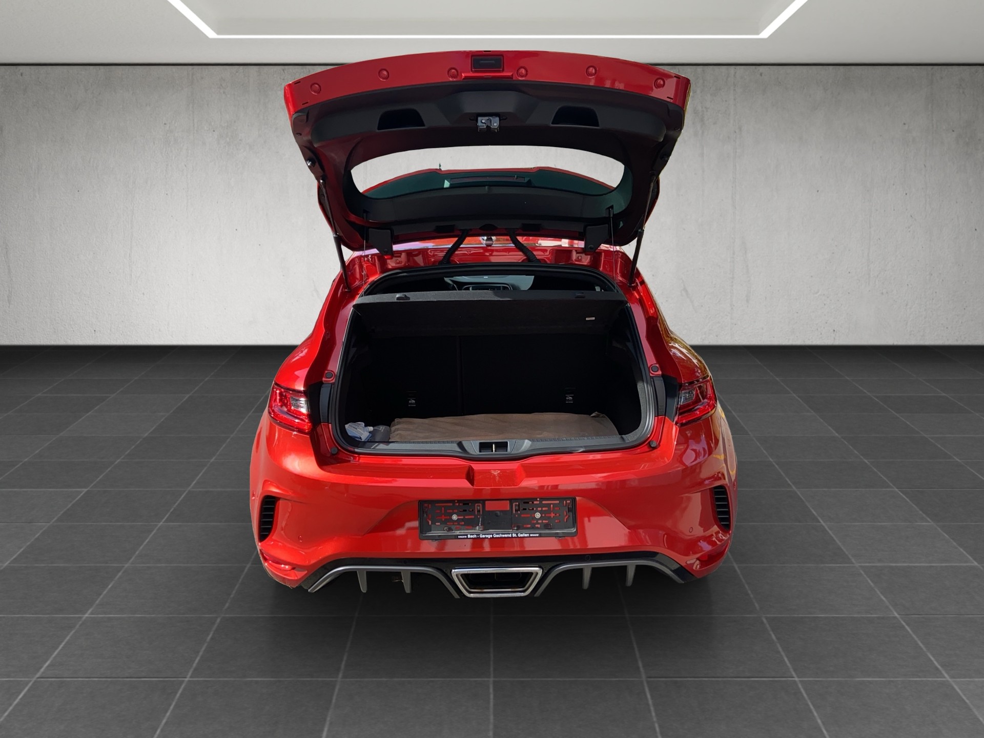 RENAULT Mégane Trophy 300 EDC-image-13