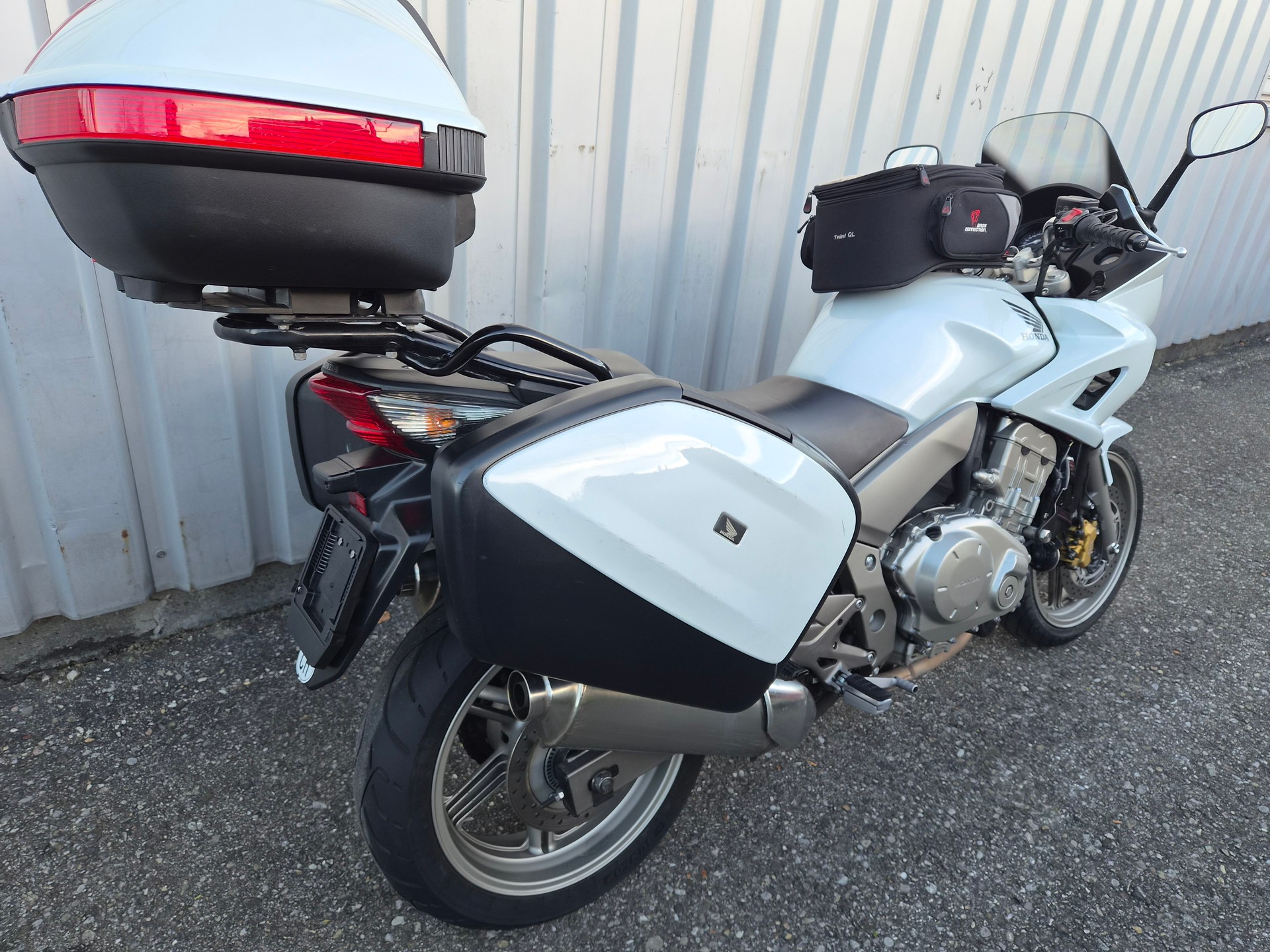 HONDA CBF 1000 ABS-image-4