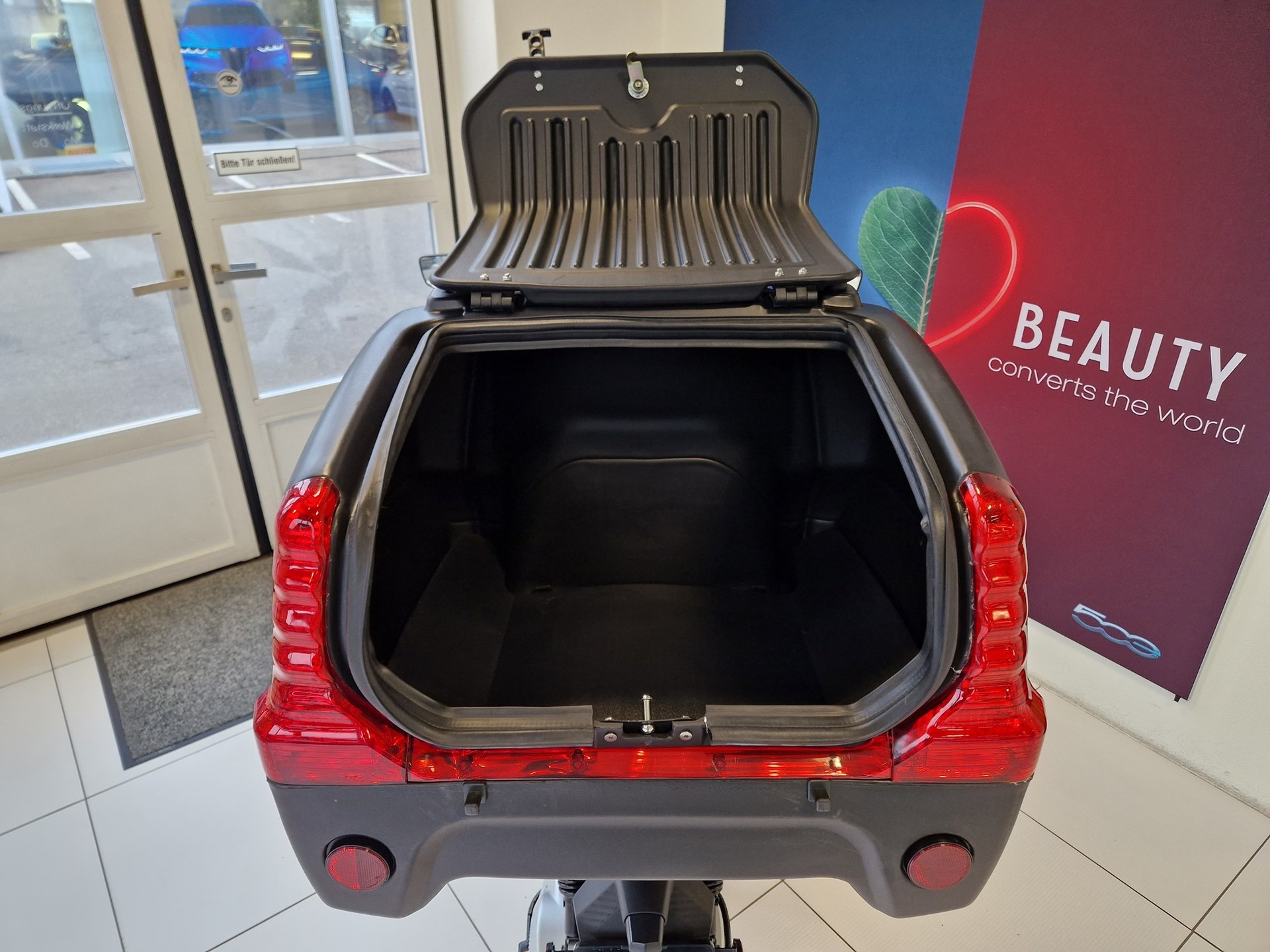 UGBEST UGB Elektroroller R3S - 85Km/h-image-4