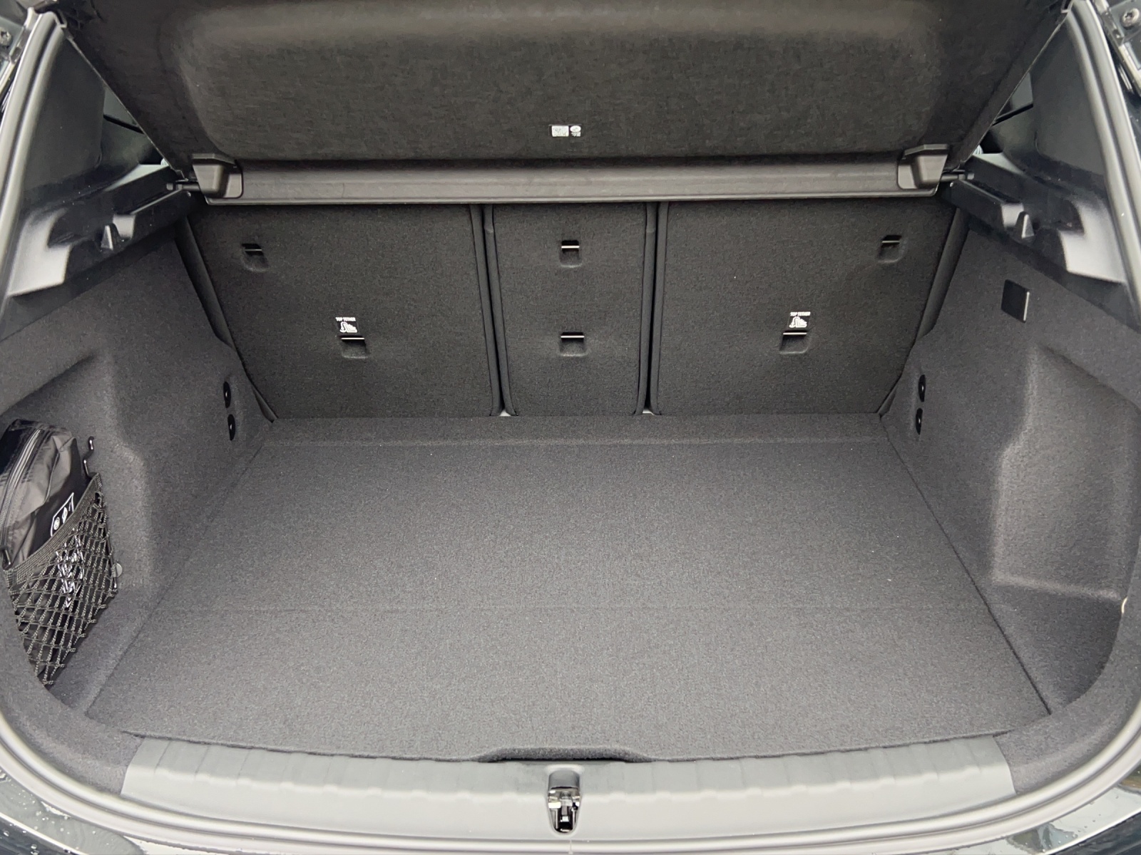 BMW 230e xDrive Active Tourer M Sport-image-13