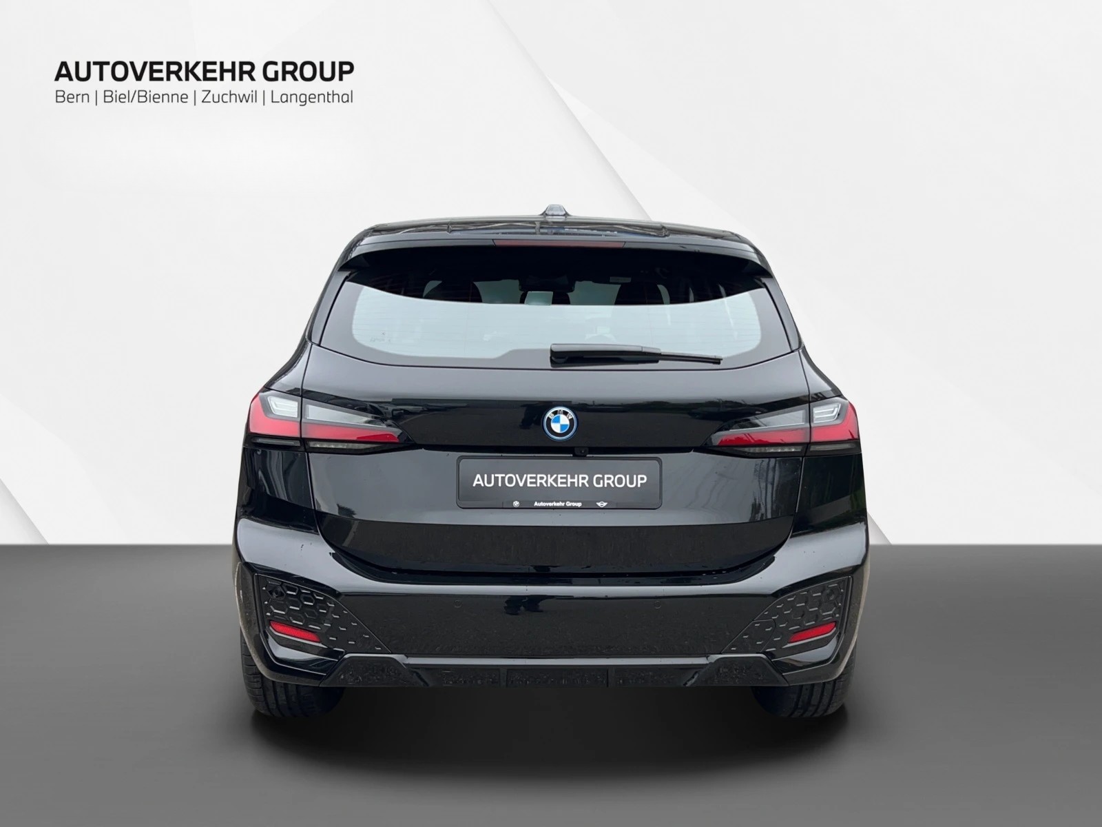 BMW 230e xDrive Active Tourer M Sport-image-4