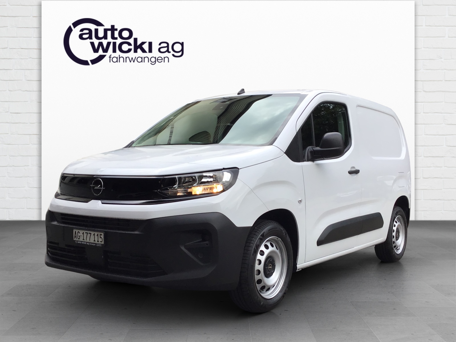 OPEL Combo Cargo 1.2 Turbo start/stop