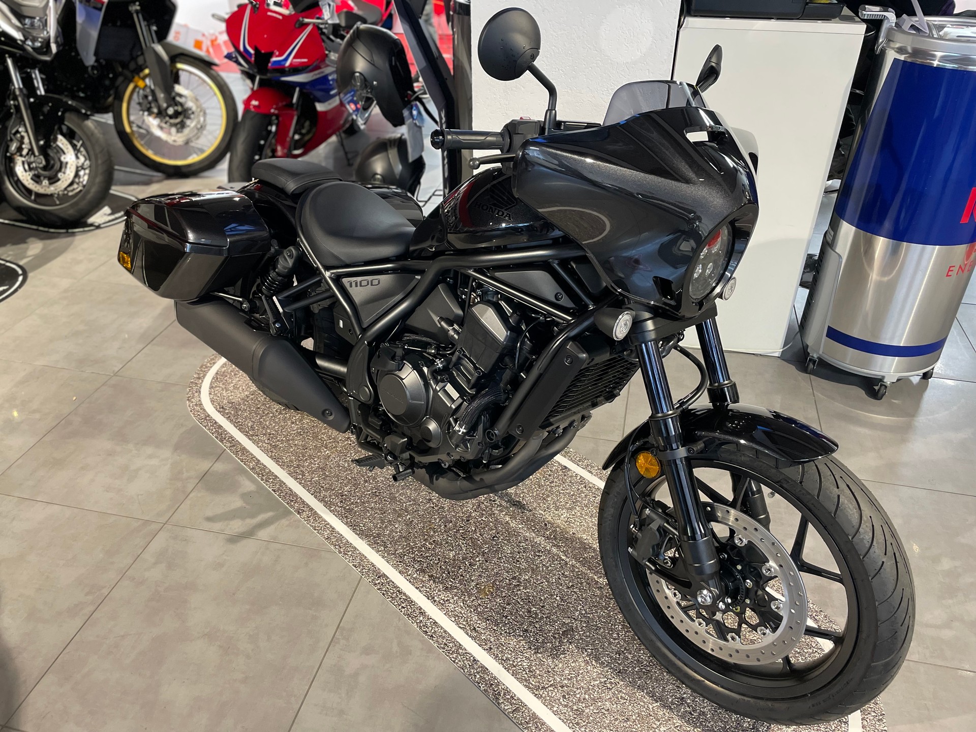 HONDA CMX 1100 Rebel Touring-image-1