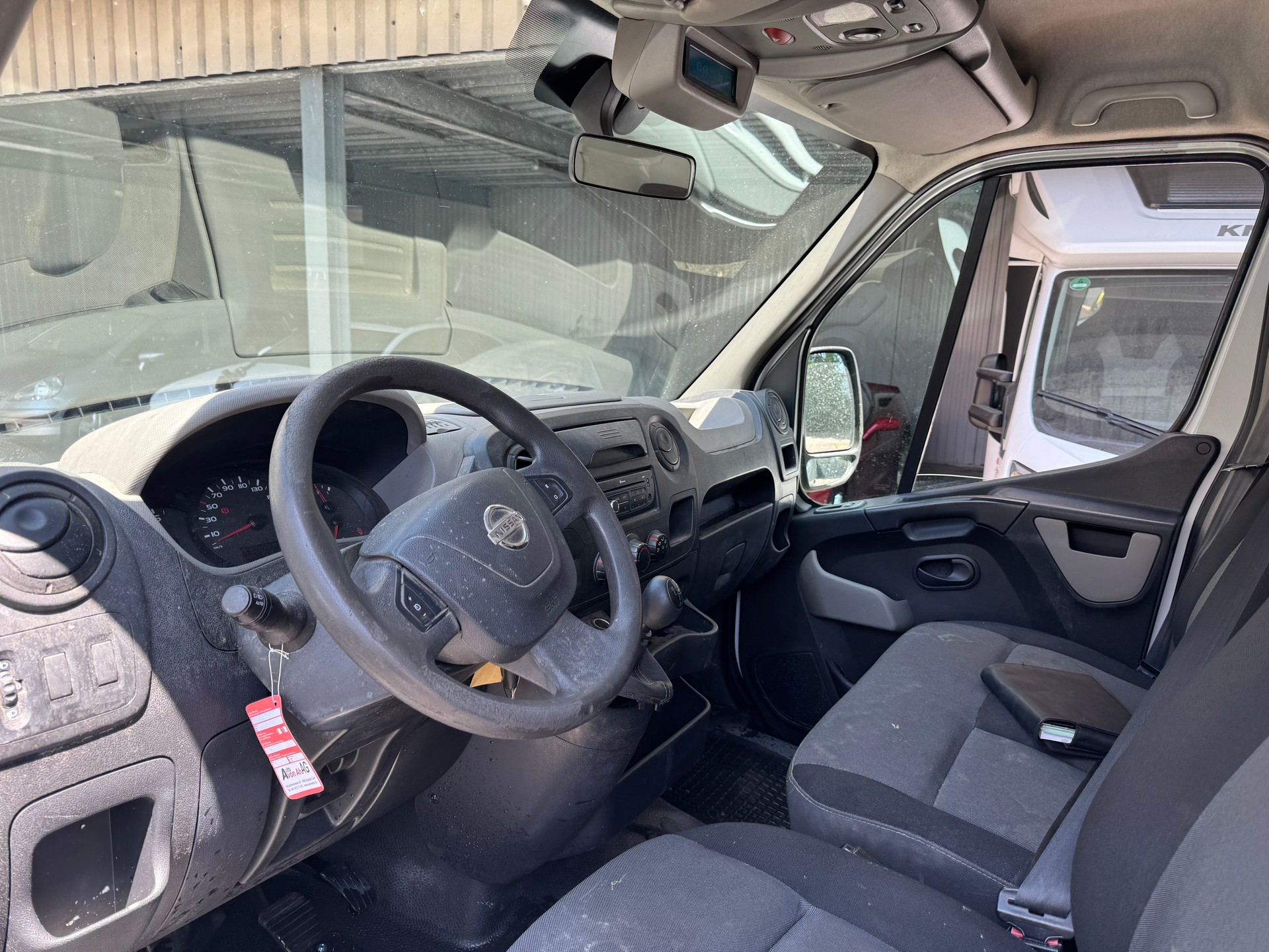 NISSAN NV400 F35.15 L2H2 FWD Comfort-image-11