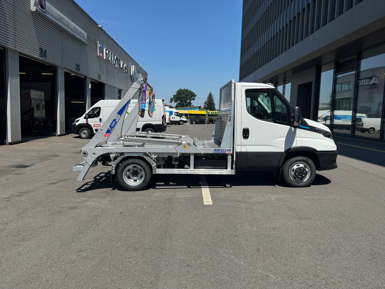 IVECO eDaily 50C14E mit Wechselladekipper WELAKI-image-4