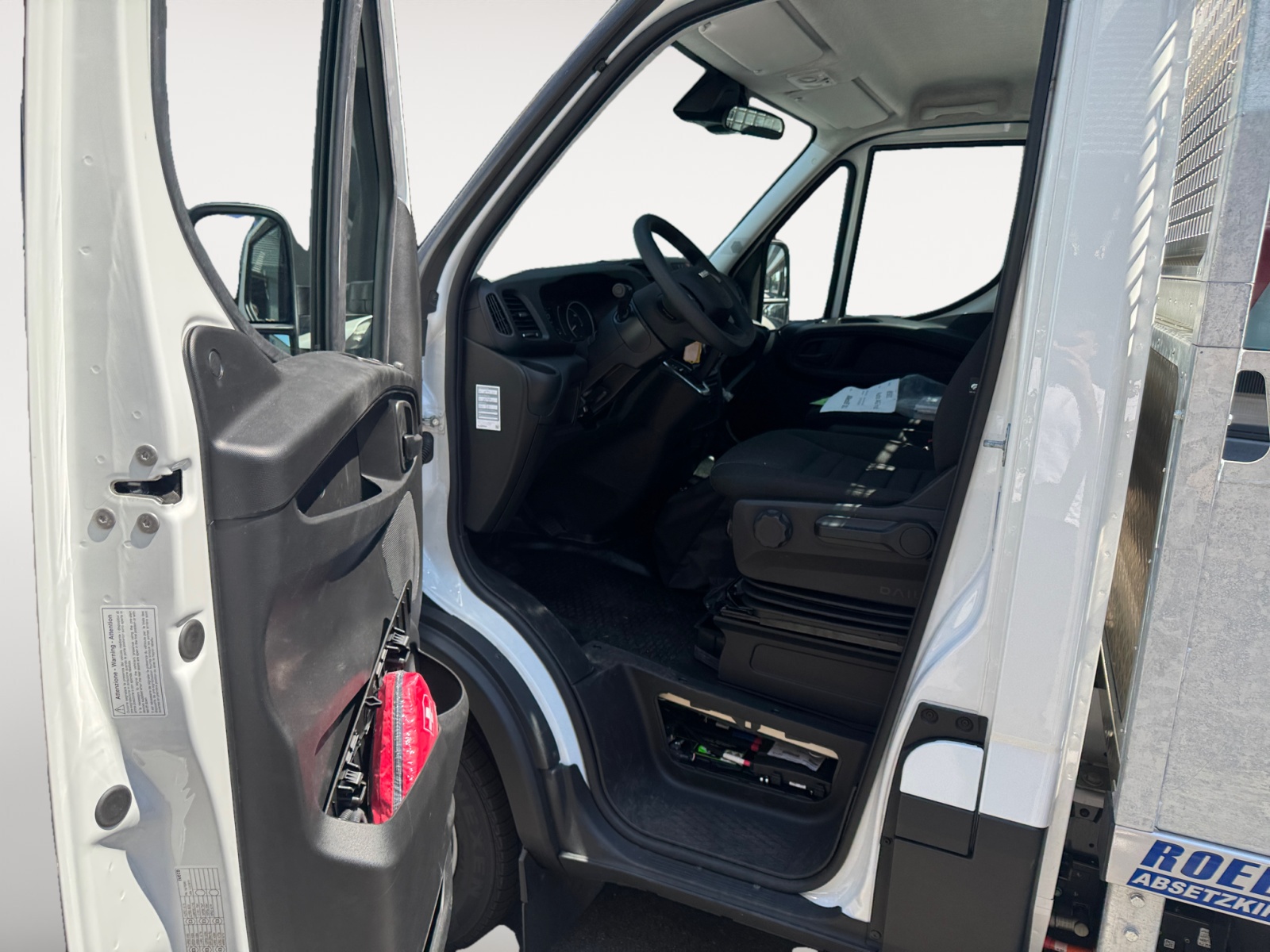 IVECO eDaily 50C14E mit Wechselladekipper WELAKI-image-8