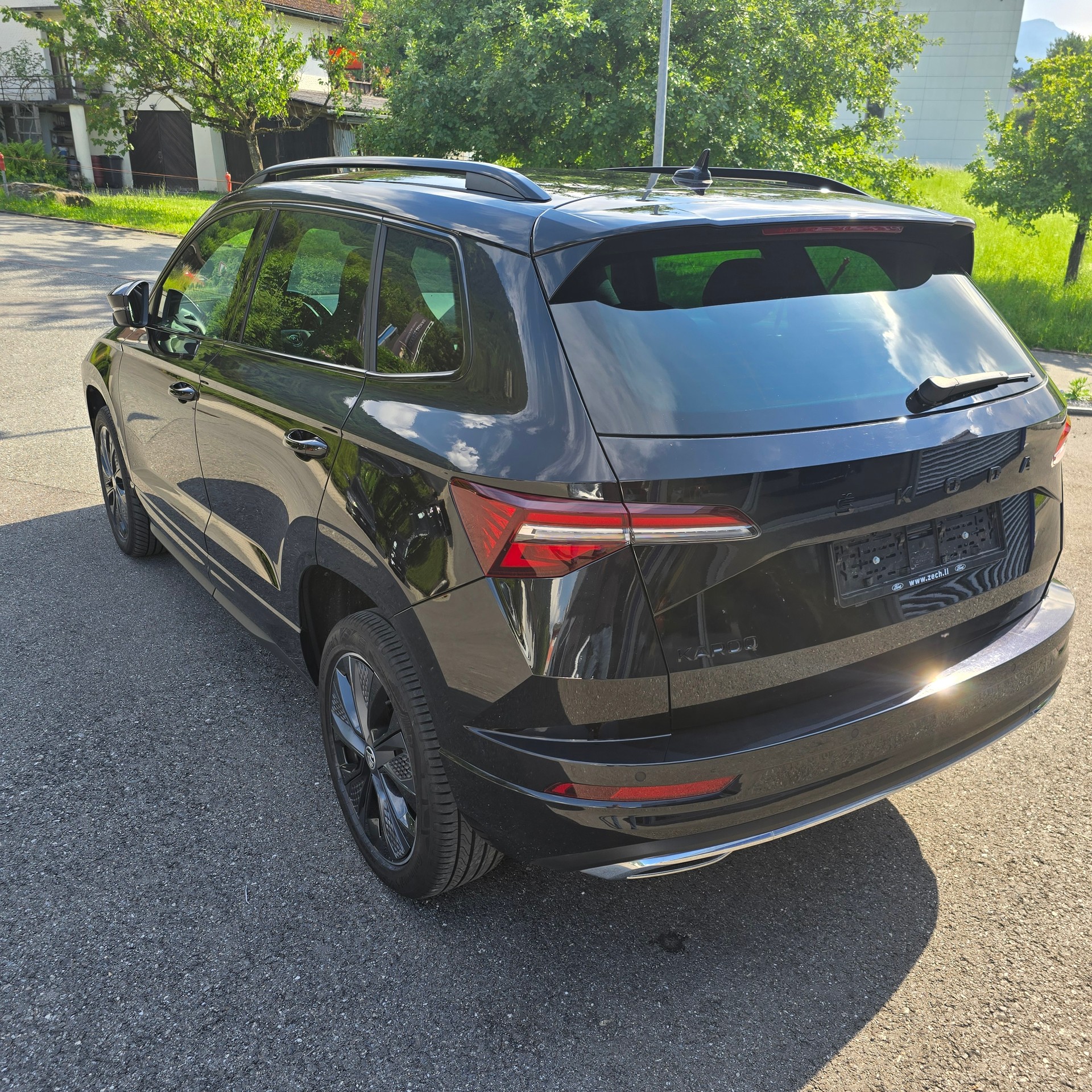 SKODA Karoq 1.5 TSI SportLine DSG-image-3