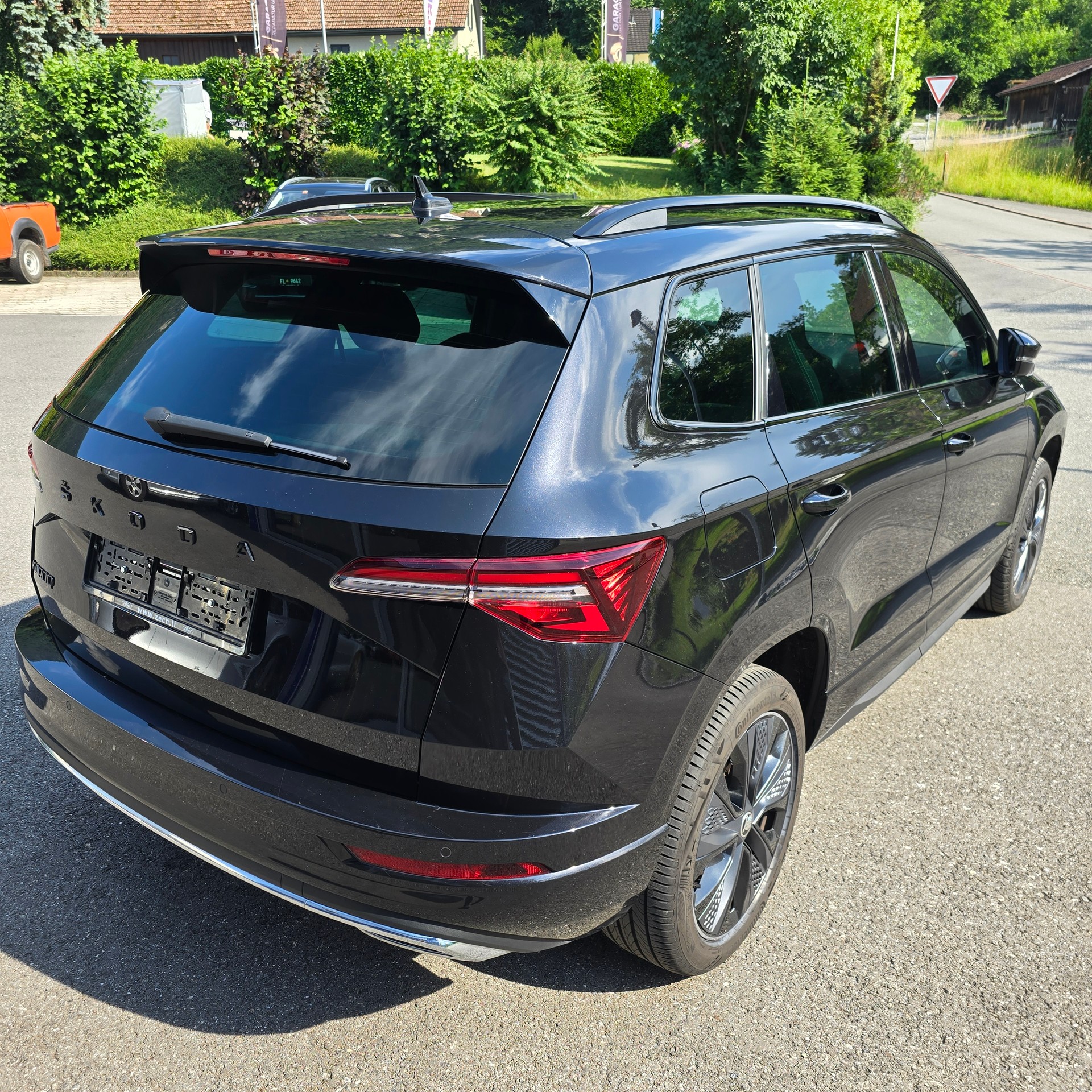 SKODA Karoq 1.5 TSI SportLine DSG-image-4