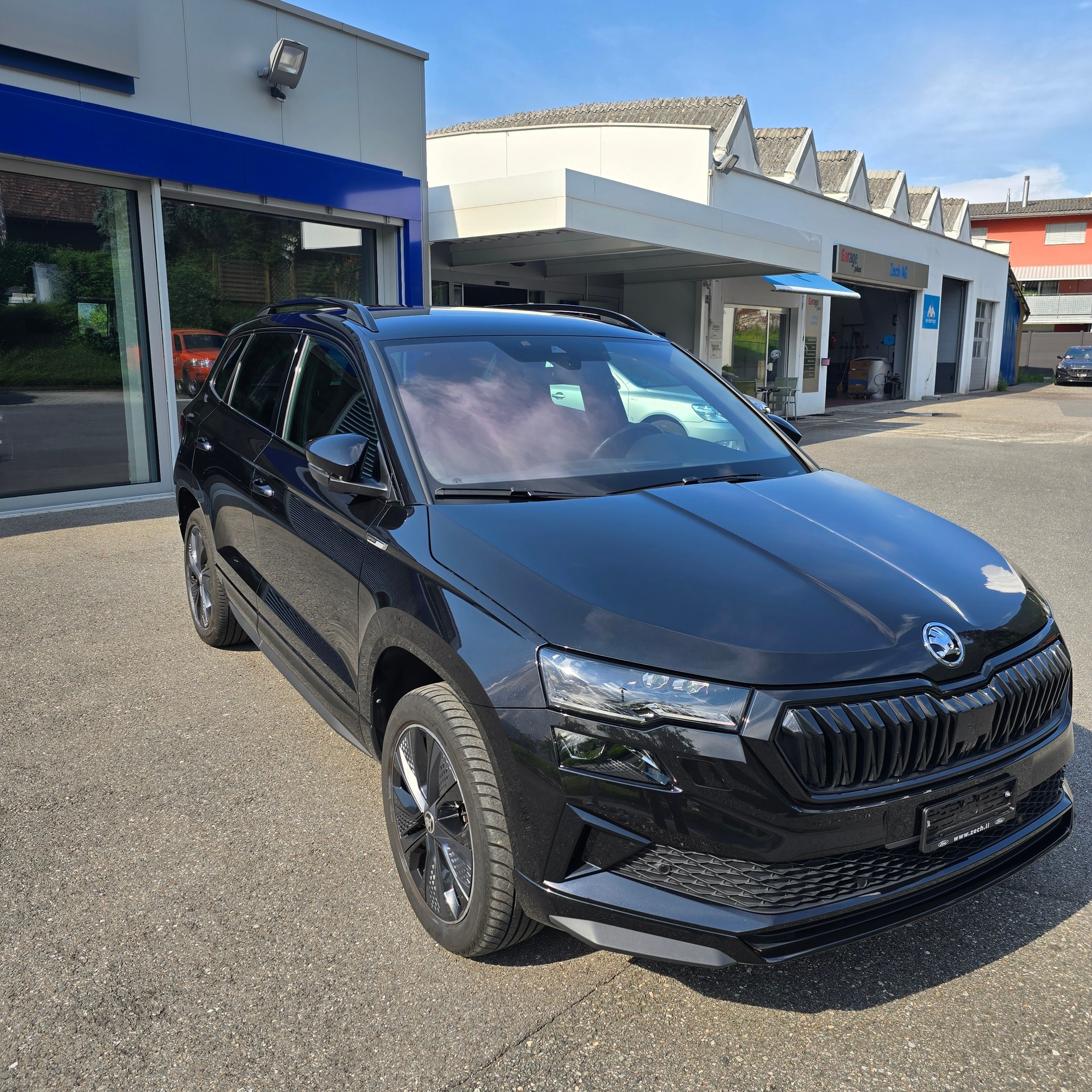 SKODA Karoq 1.5 TSI SportLine DSG-image-6