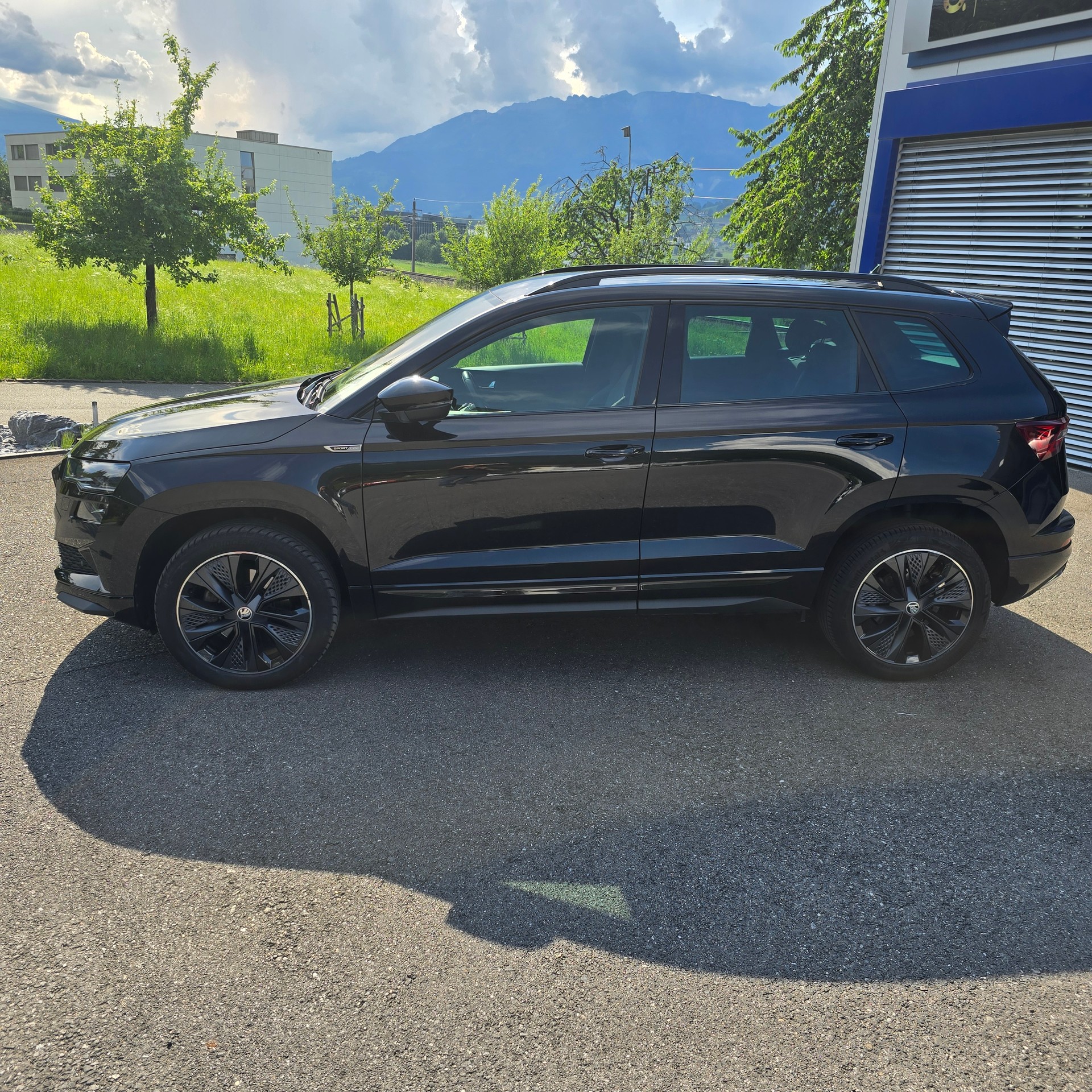 SKODA Karoq 1.5 TSI SportLine DSG-image-2