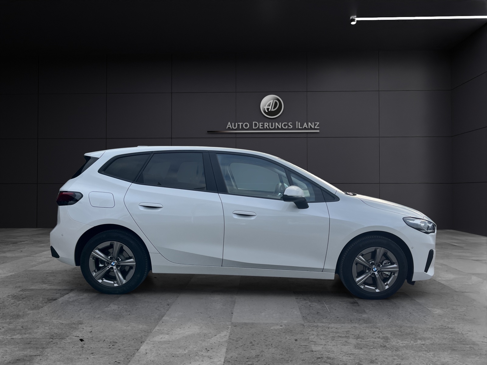 BMW 223d xDrive Active Tourer-image-5