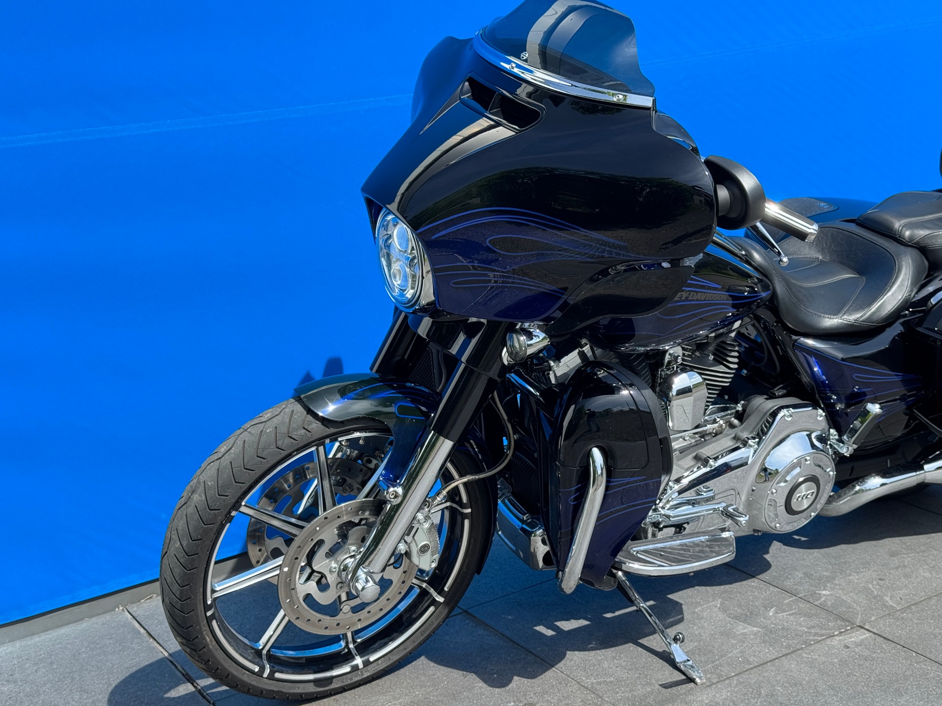 HARLEY-DAVIDSON FLHXSE Street Glide ABS CVO-image-7
