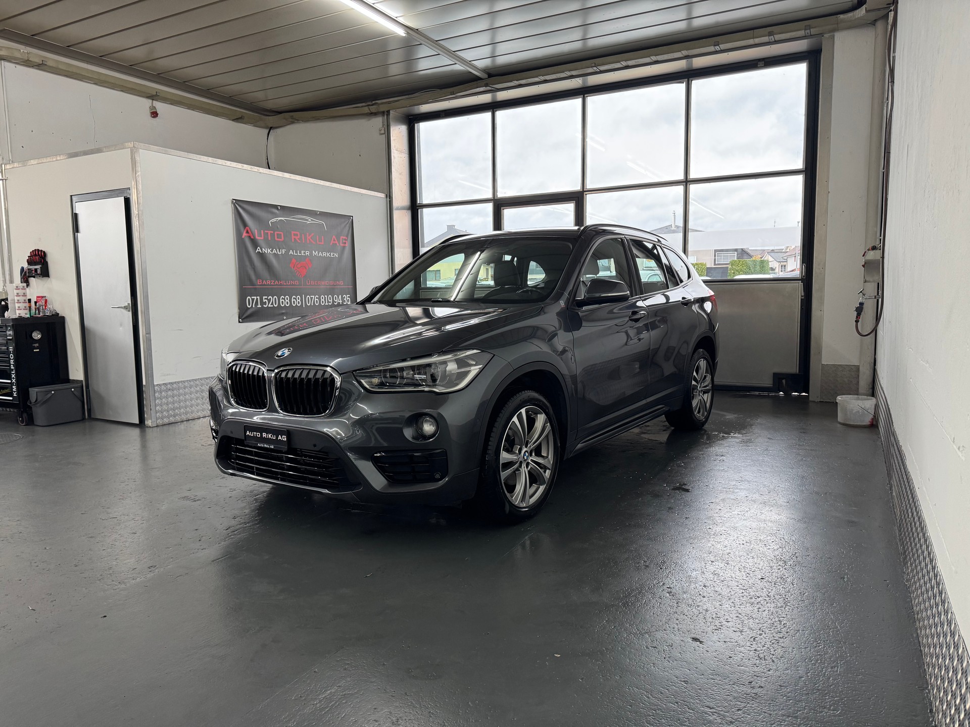BMW X1 xDrive 18d Sport Line Steptronic-image-6