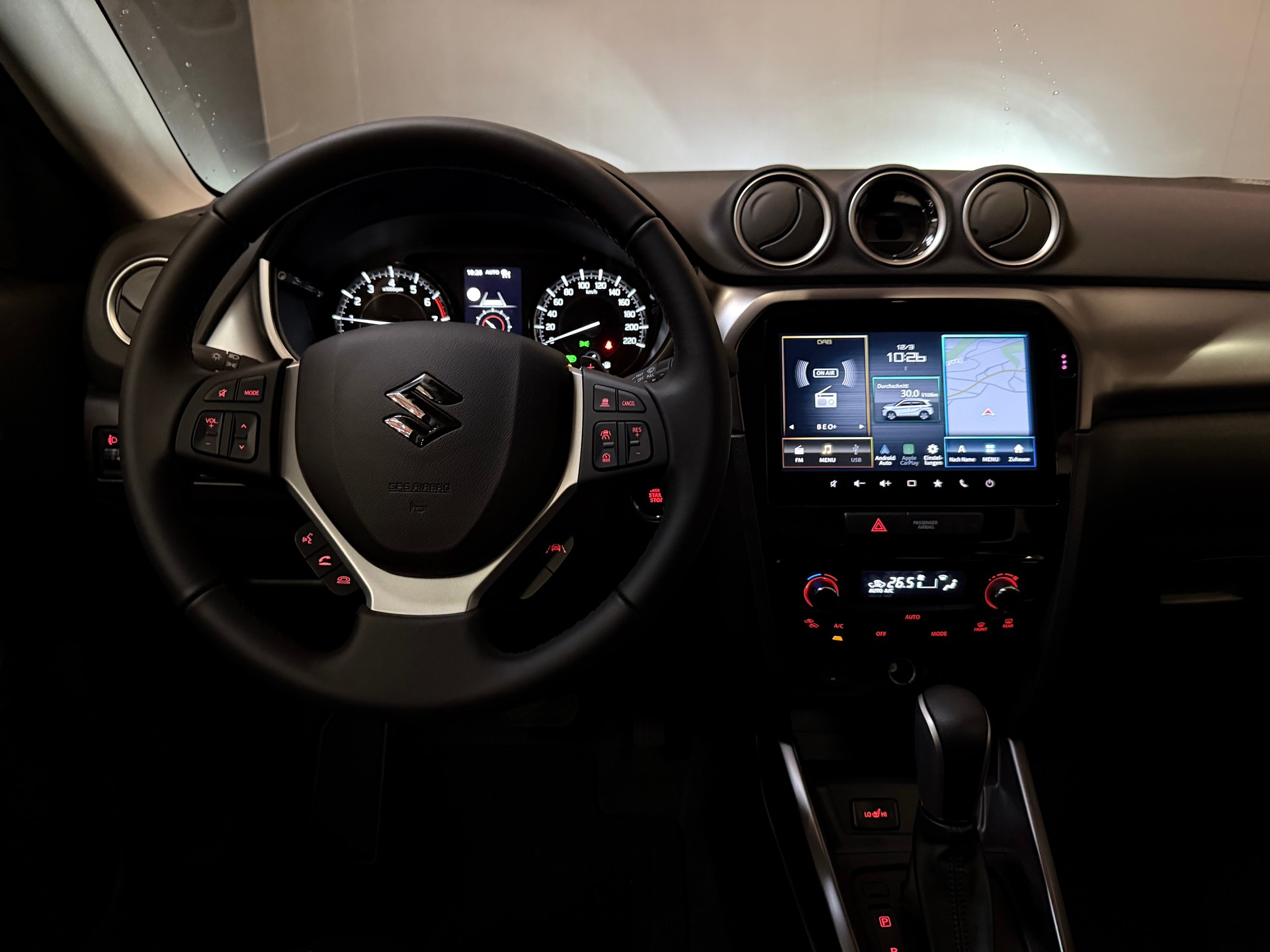 SUZUKI Vitara 1.4 Boosterjet Compact + 4x4 Hybrid Automatic-image-14