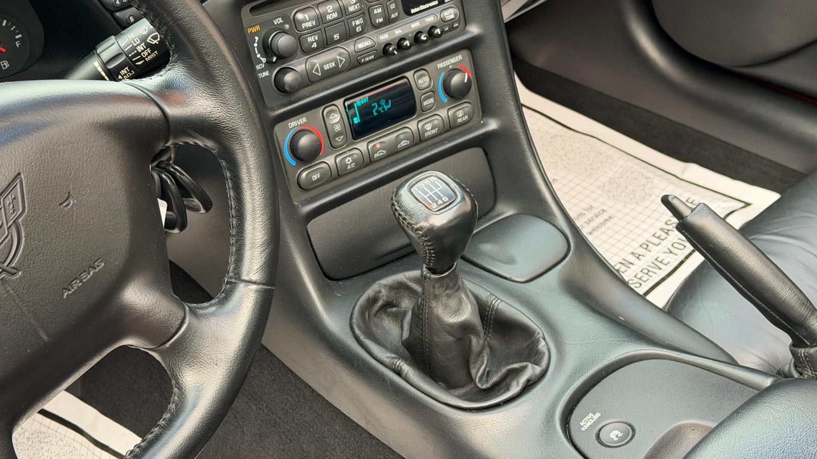CHEVROLET CORVETTE 5.7 LS1 TARGA-image-9