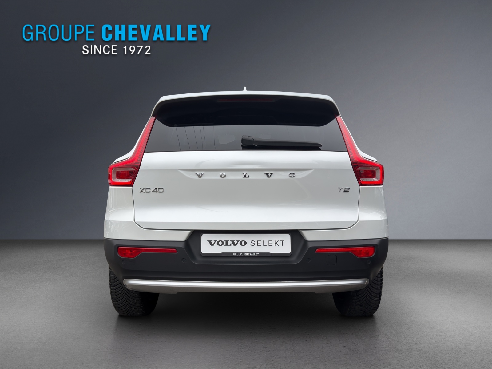 VOLVO XC40 T2 Core Geartronic-image-4