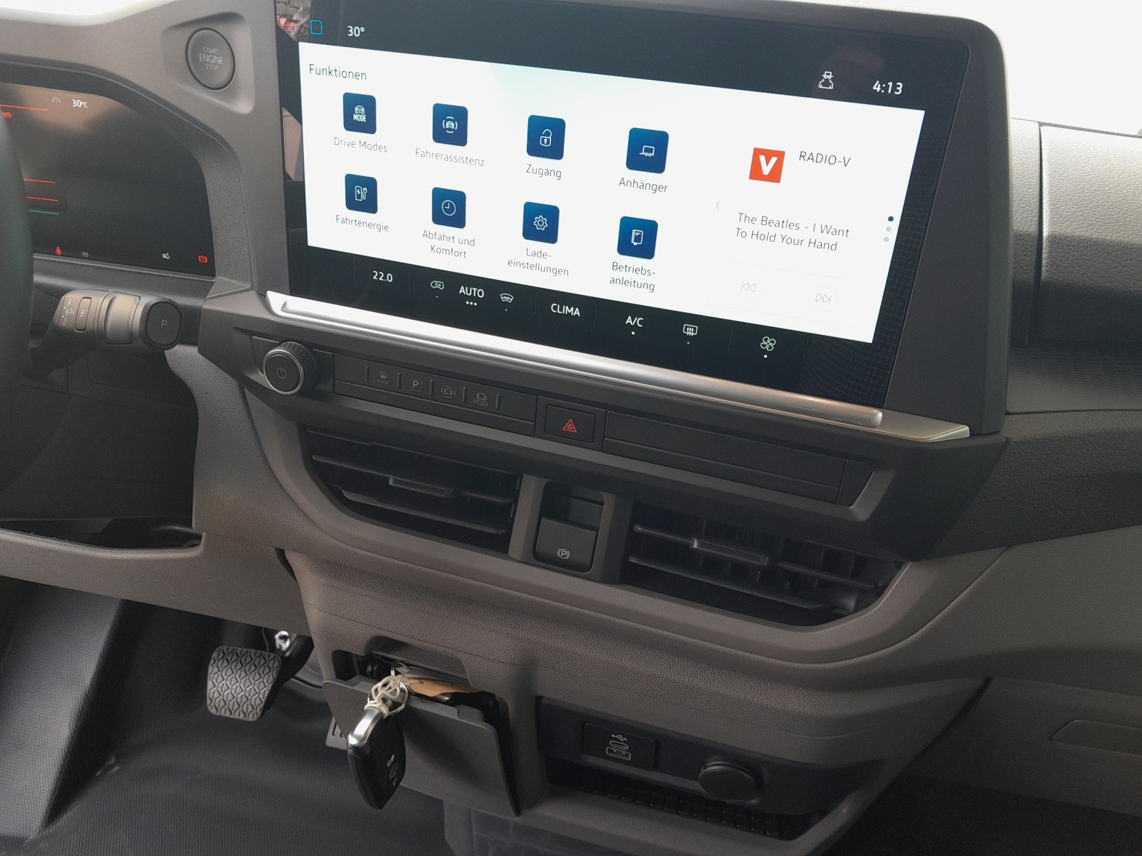 VW e-Transporter 70 kWh-image-10