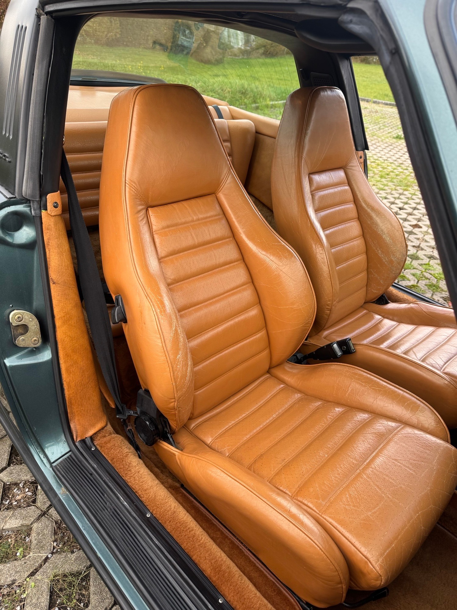 PORSCHE 911 SC Targa-image-8