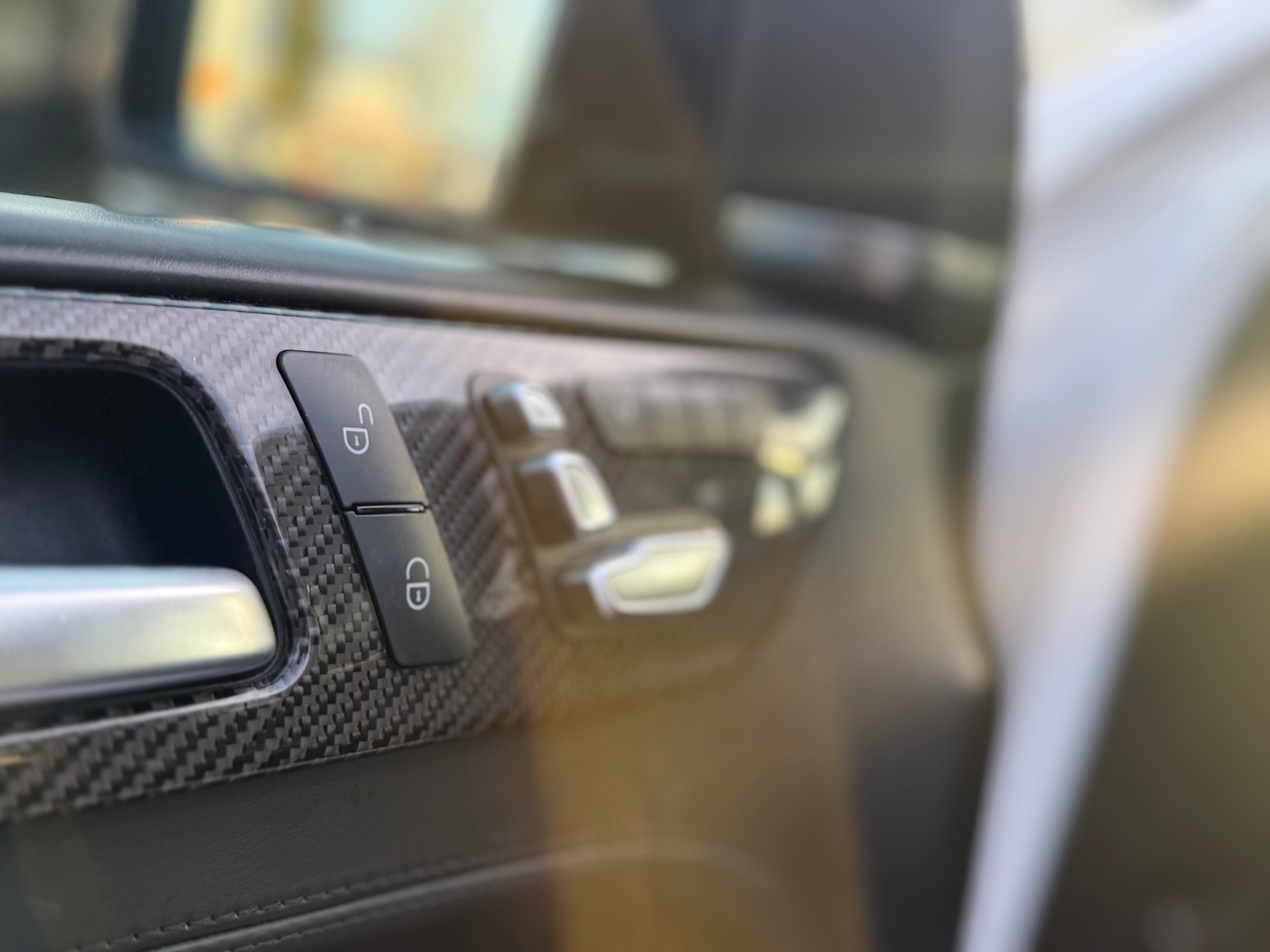MERCEDES-BENZ GLE Coupé 63 S AMG 4Matic Speedshift-image-11