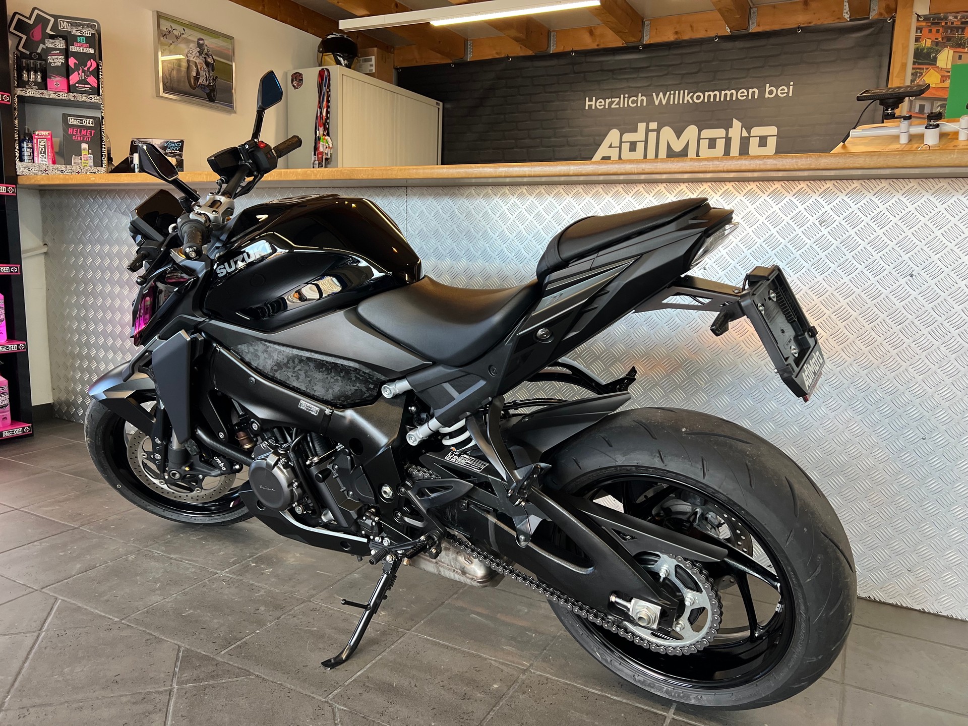 SUZUKI GSX-S 1000-image-5